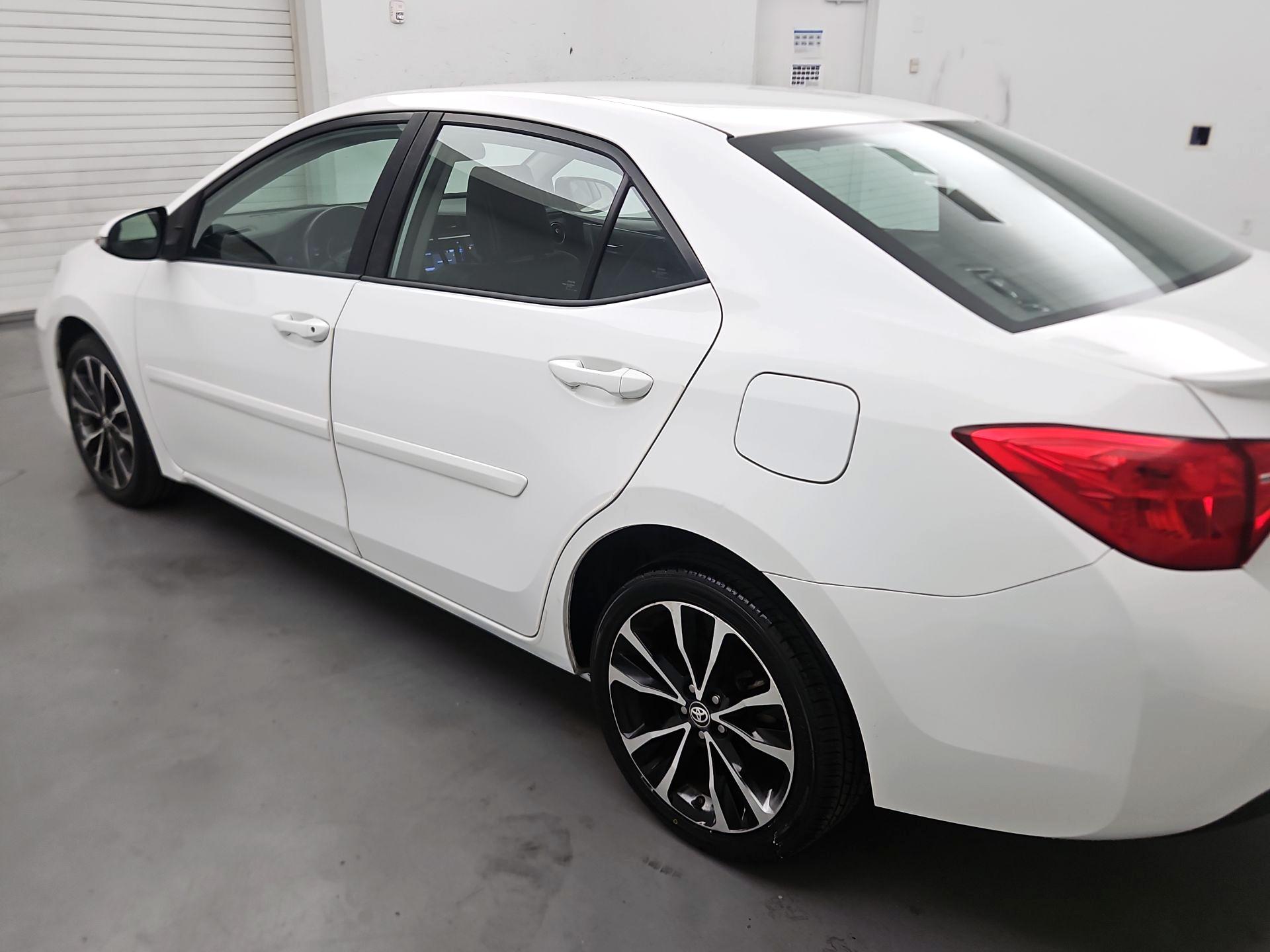 Thumbnail: 2018 Toyota Corolla - 7
