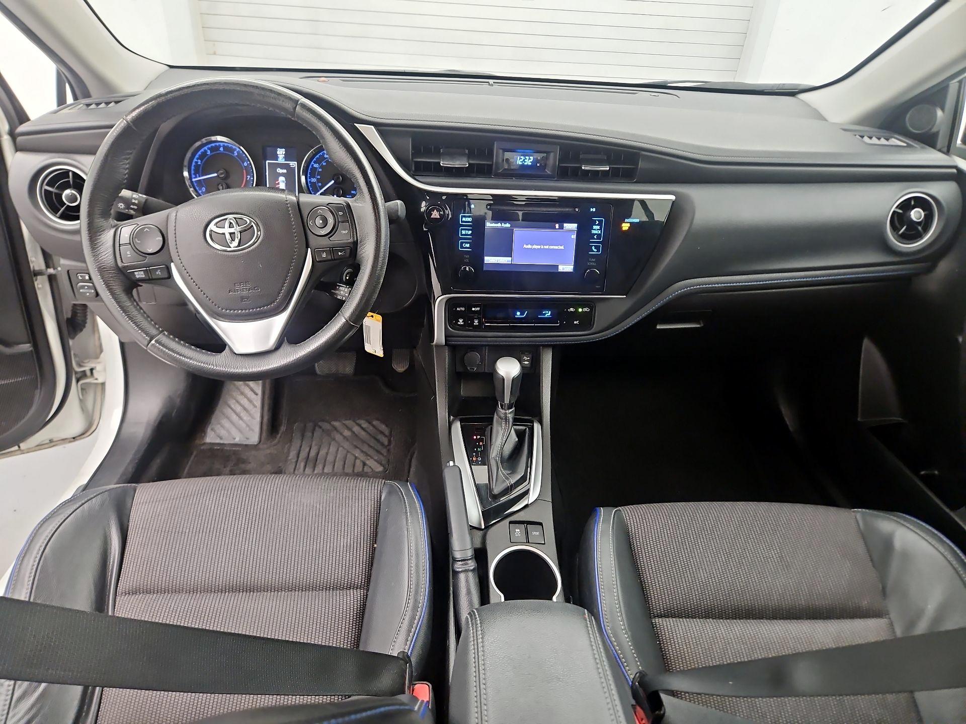 Thumbnail: 2018 Toyota Corolla - 8