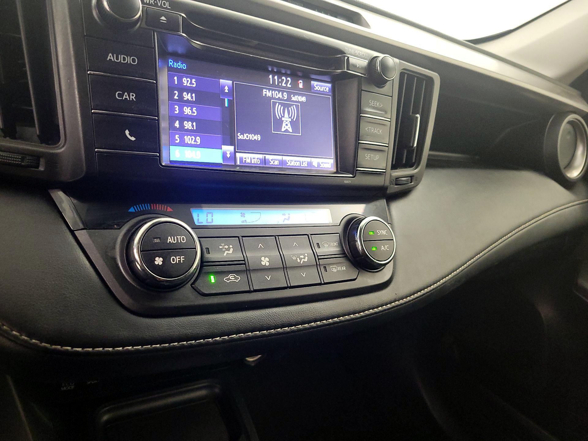 Thumbnail: 2018 Toyota RAV4 - 16