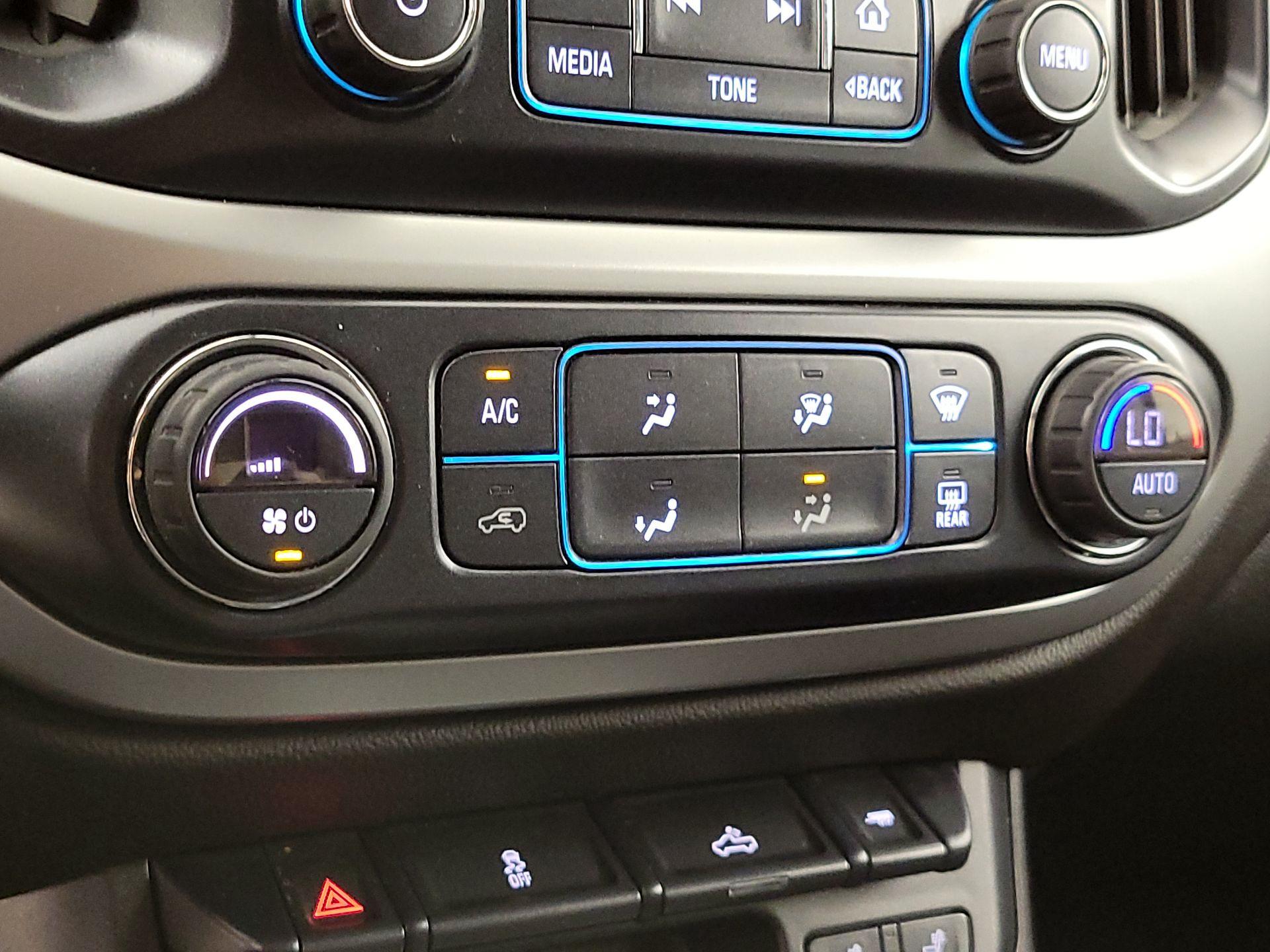 Thumbnail: 2017 Chevrolet Colorado - 17
