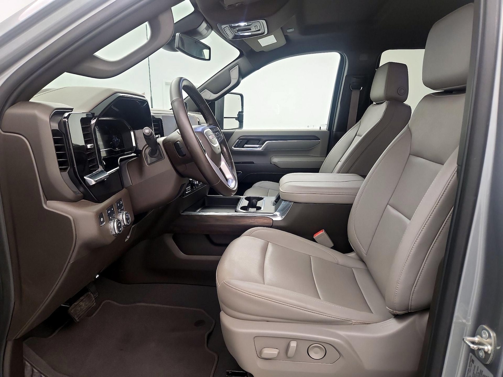 2024 GMC Sierra 2500HD SLT - Photo 12