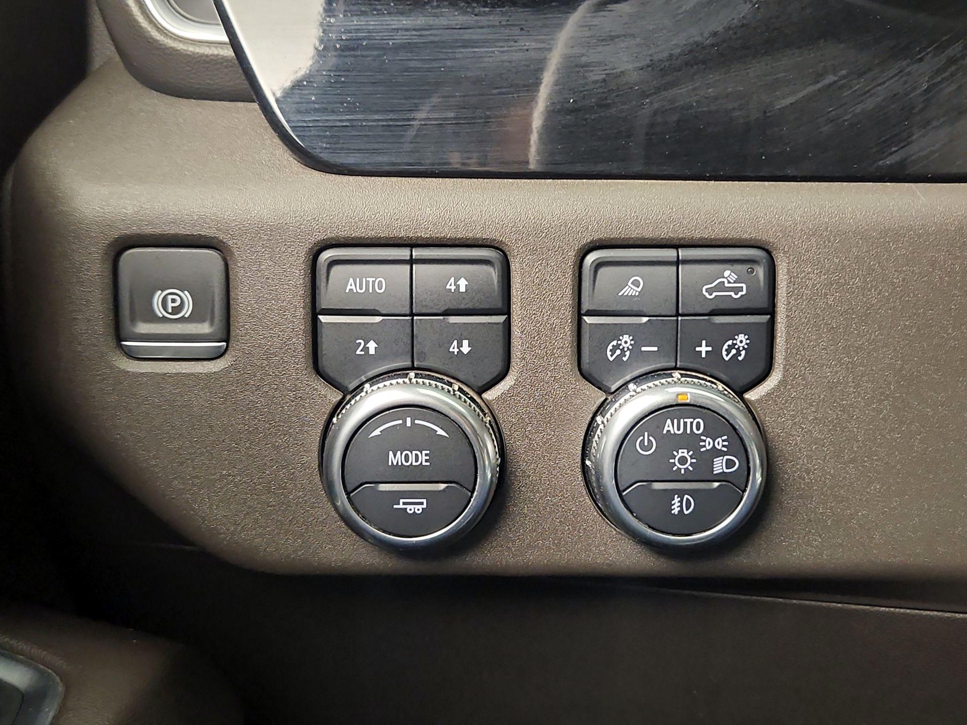 Thumbnail: 2024 GMC Sierra 2500 - 13