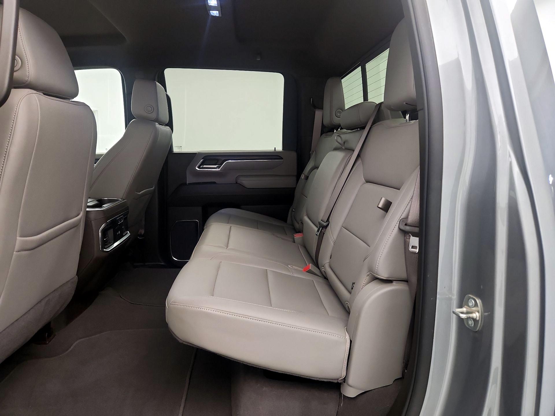 Thumbnail: 2024 GMC Sierra 2500 - 20