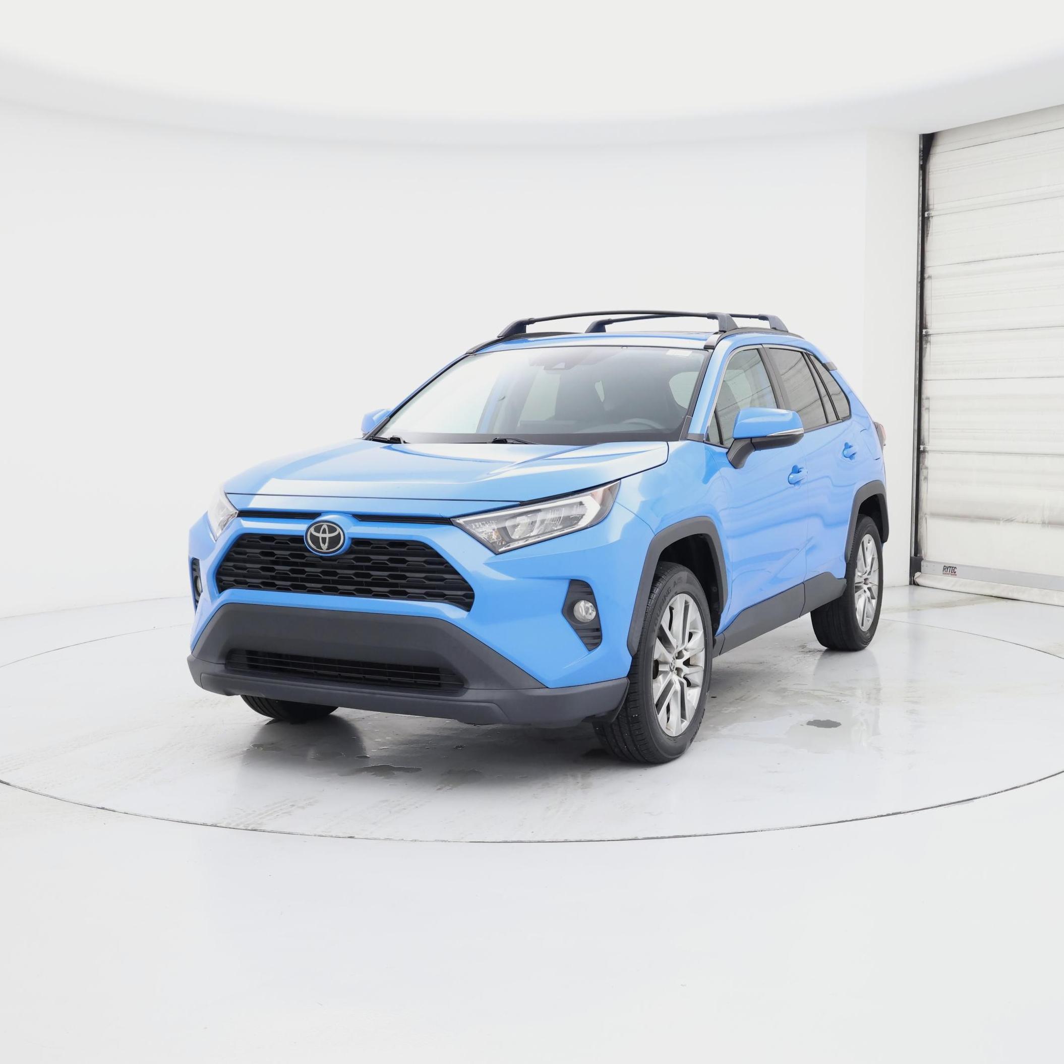 Thumbnail: 2021 Toyota RAV4 - 4