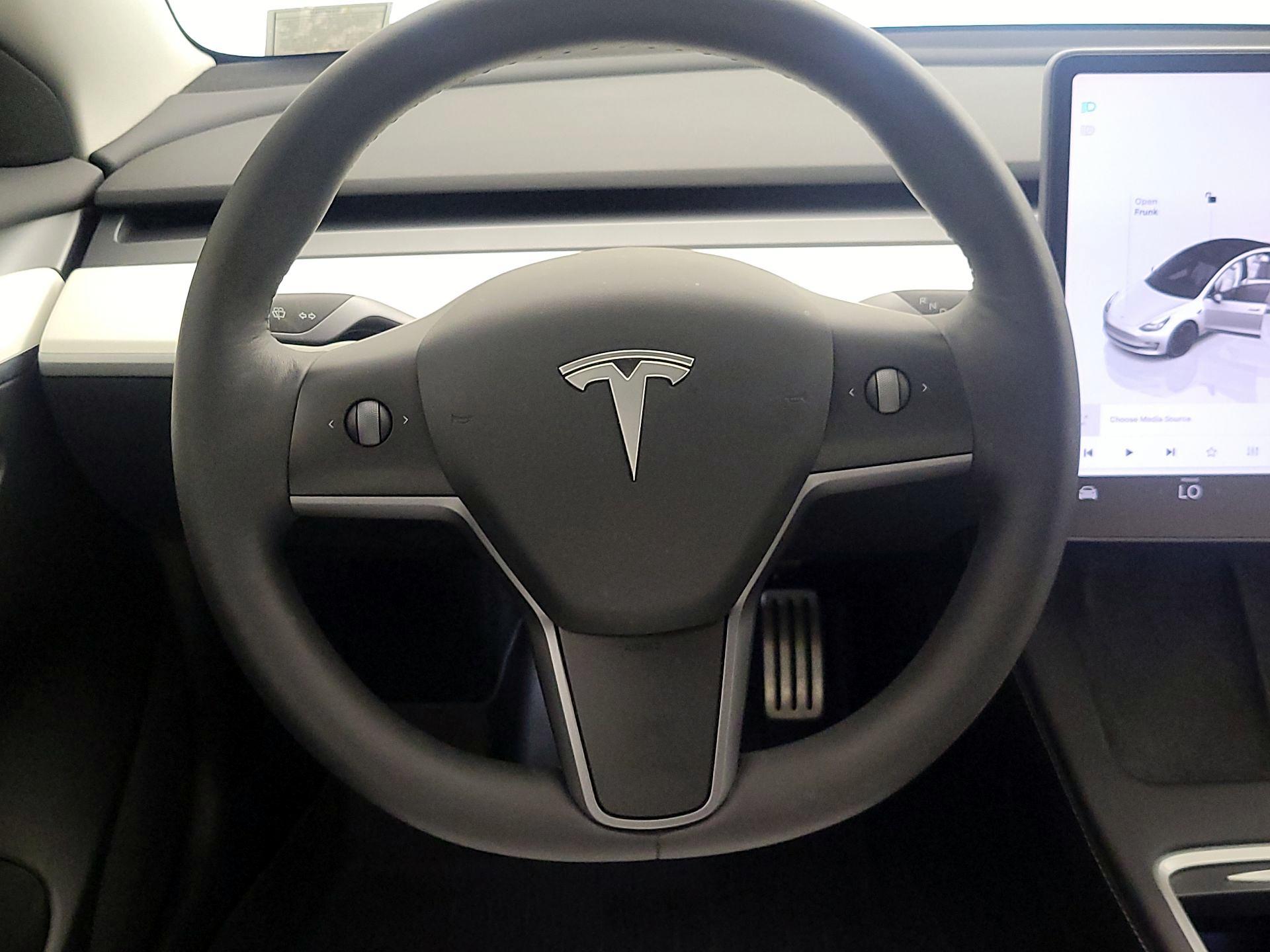 Thumbnail: 2022 Tesla Model 3 - 10