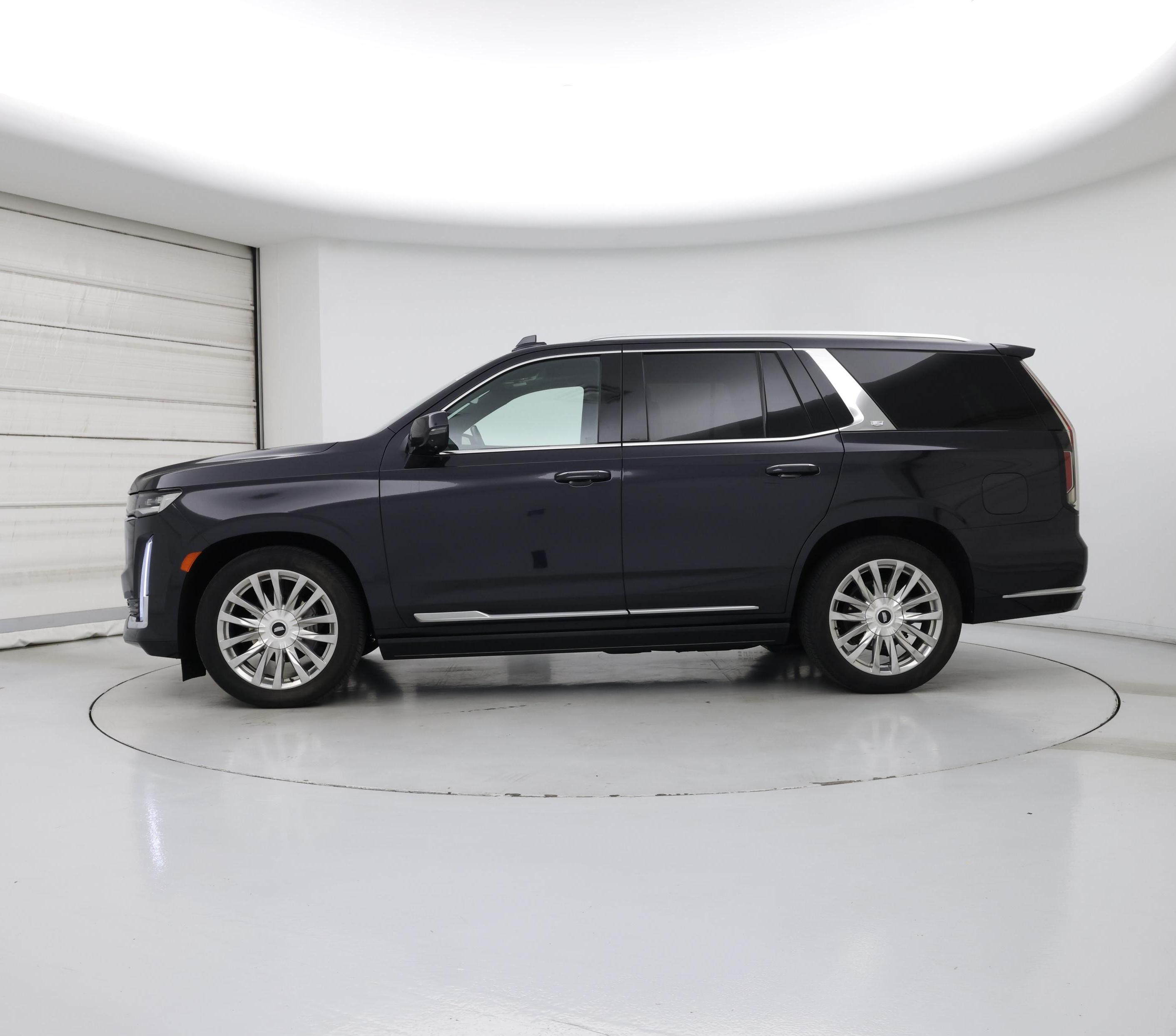 Thumbnail: 2022 Cadillac Escalade - 3