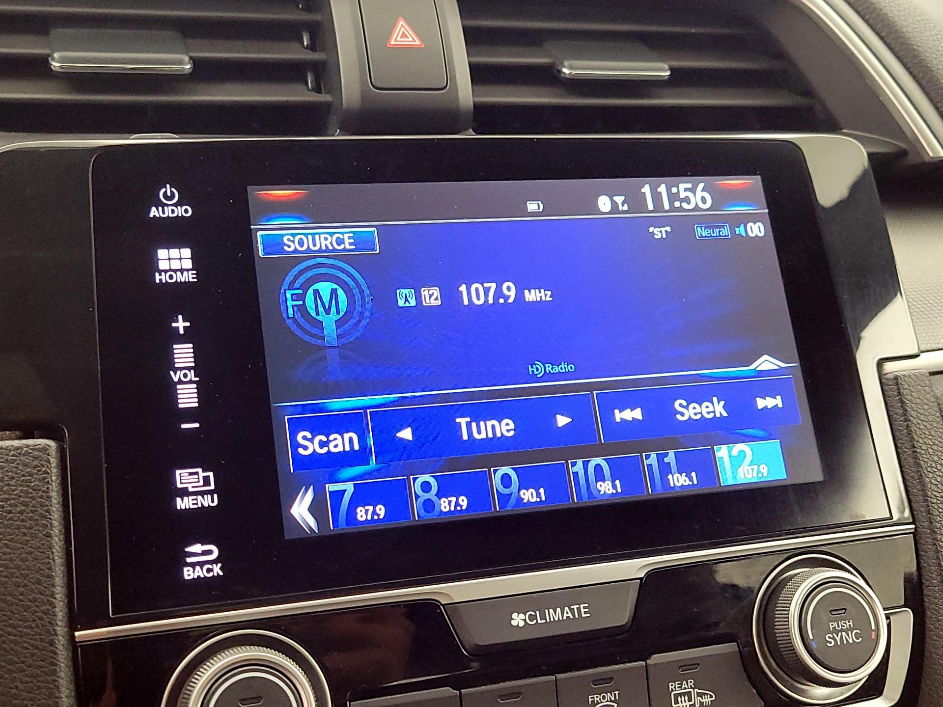 Thumbnail: 2016 Honda Civic - 15