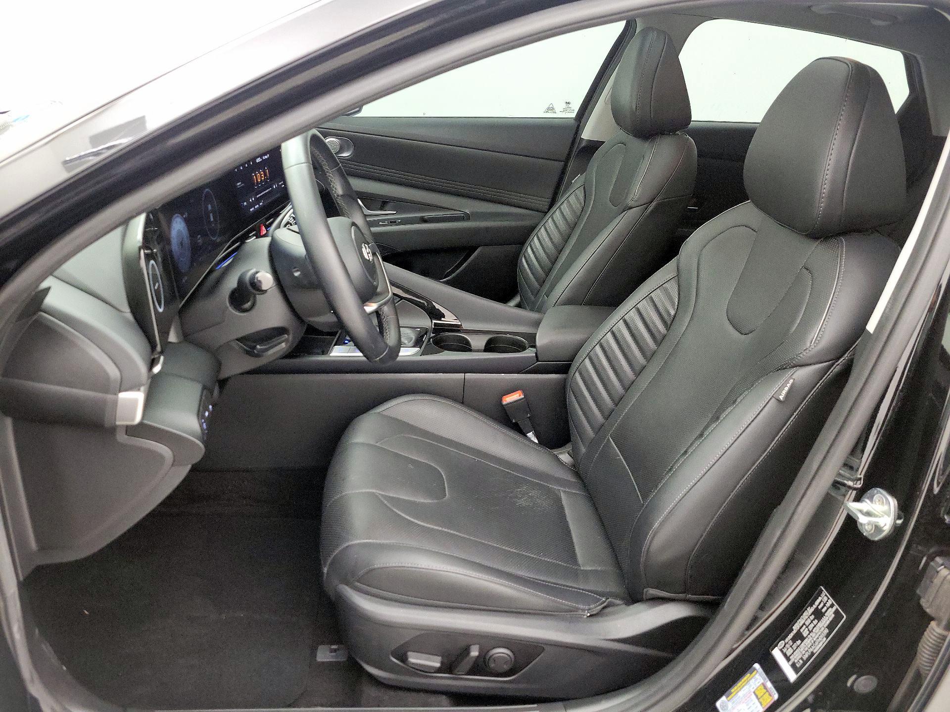 Thumbnail: 2023 Hyundai Elantra - 11