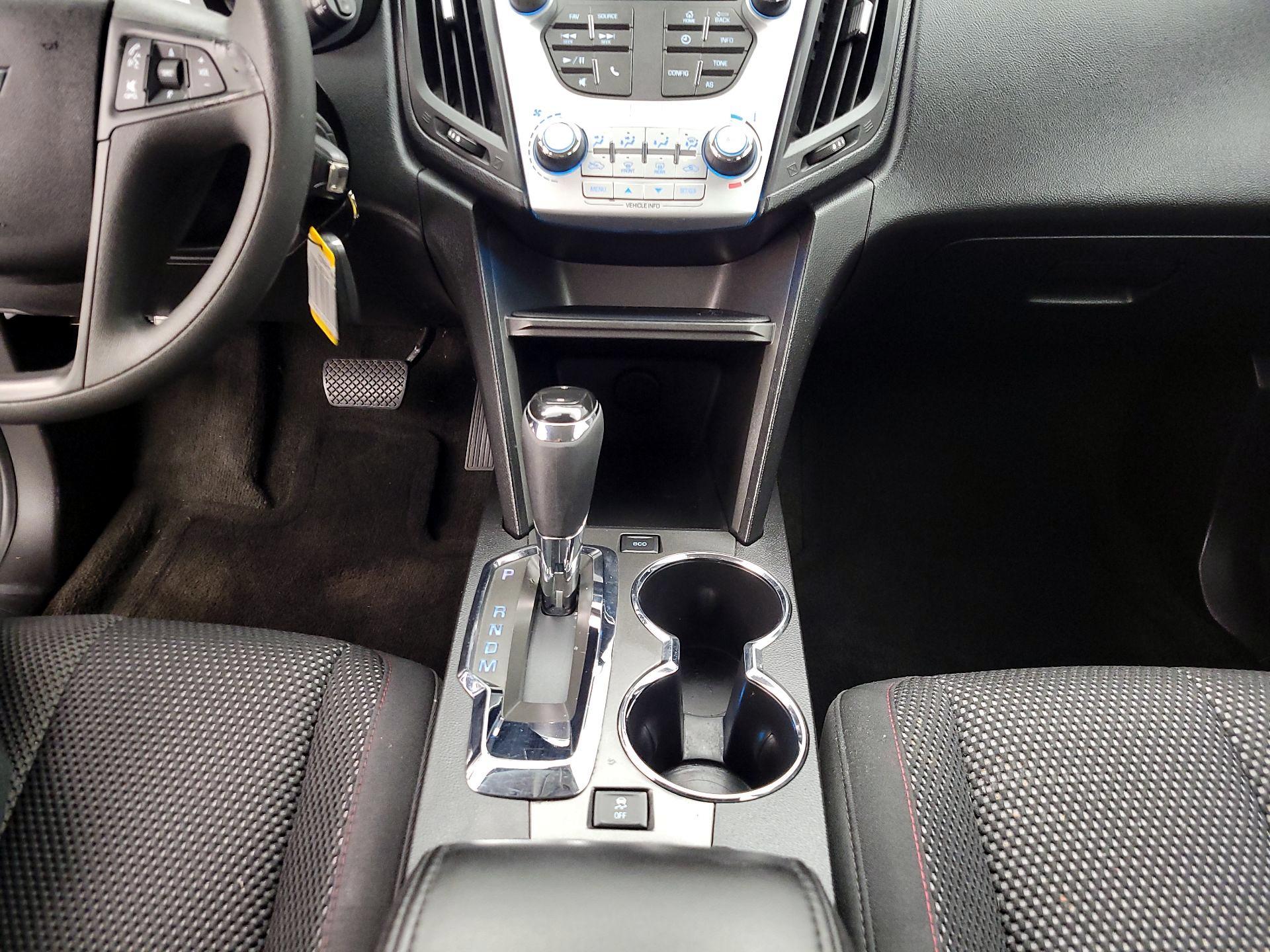Thumbnail: 2017 Chevrolet Equinox - 16