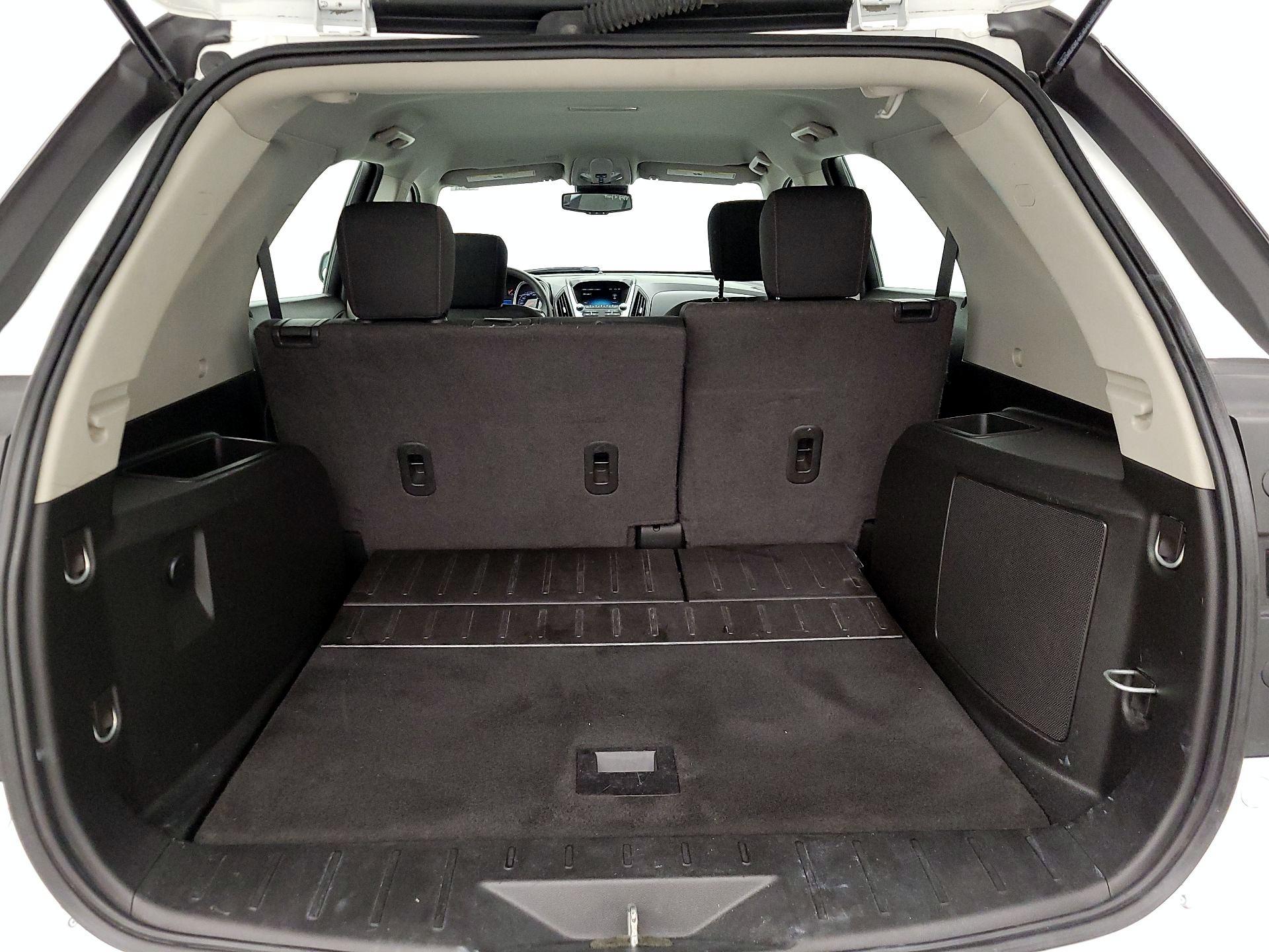 Thumbnail: 2017 Chevrolet Equinox - 18