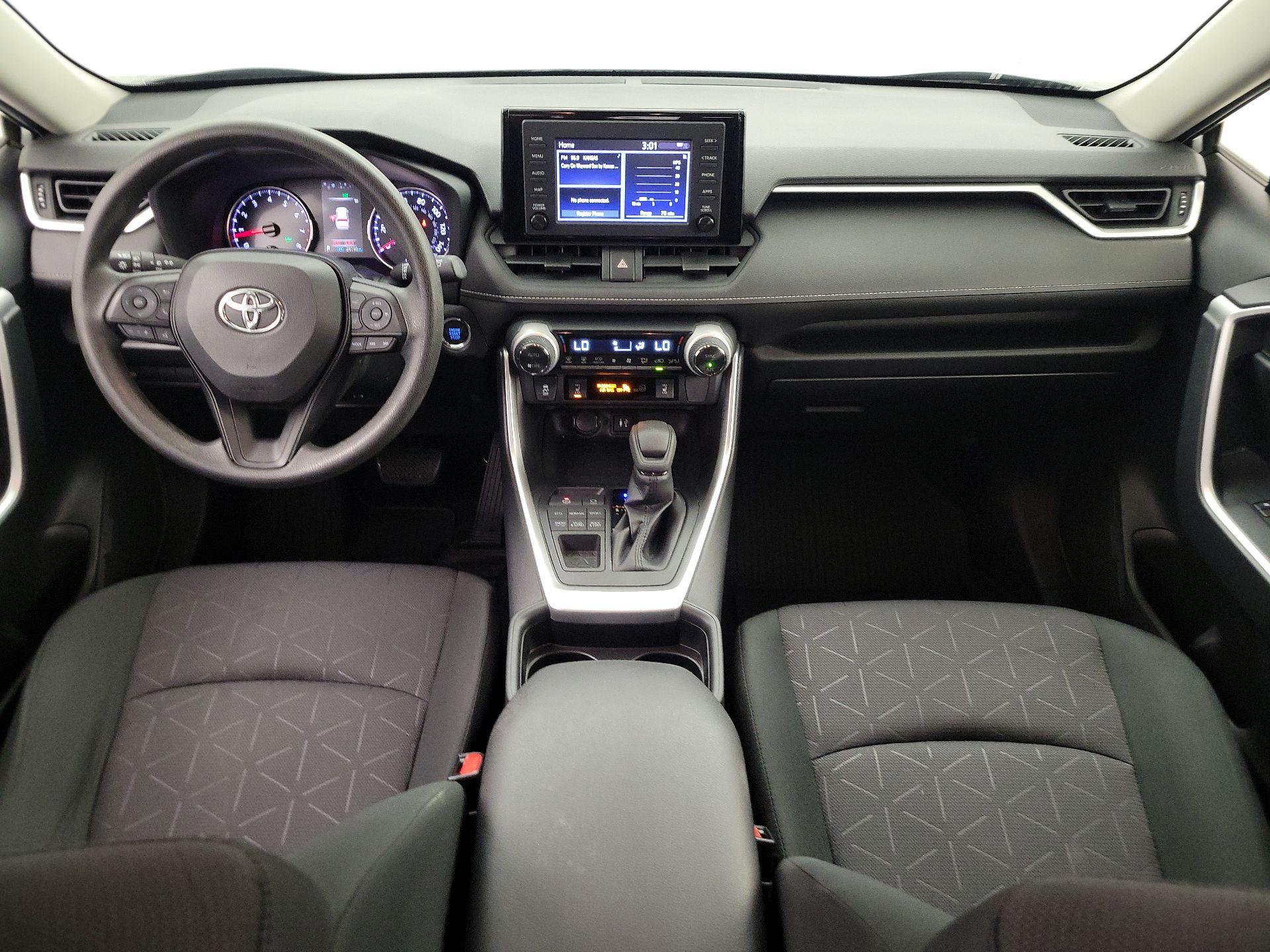Thumbnail: 2019 Toyota RAV4 - 9