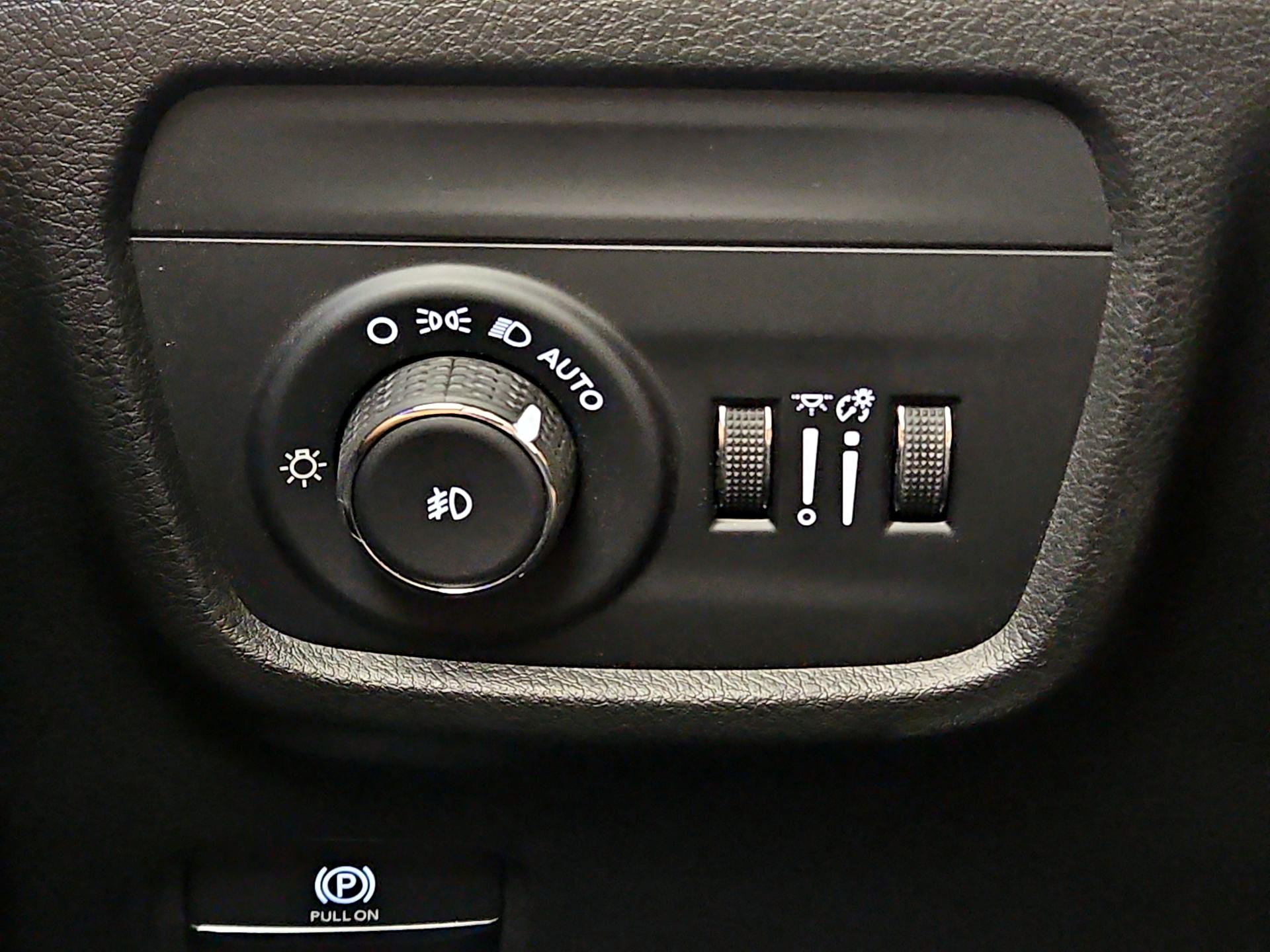 Thumbnail: 2025 Jeep Grand Cherokee - 13