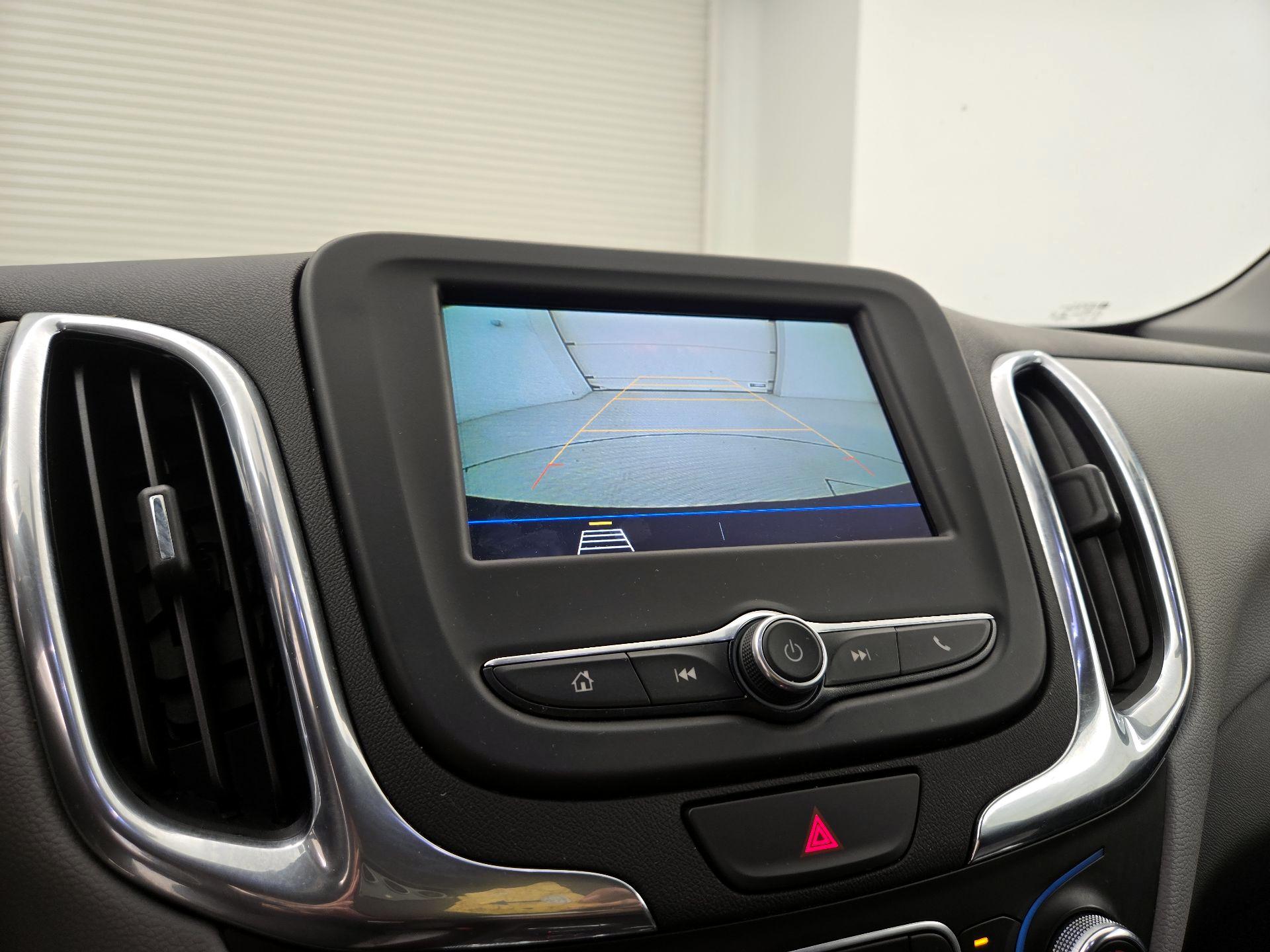 Thumbnail: 2019 Chevrolet Equinox - 14