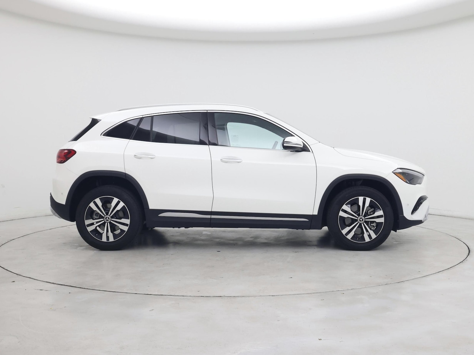 2025 Mercedes-Benz GLA GLA250 - Photo 8