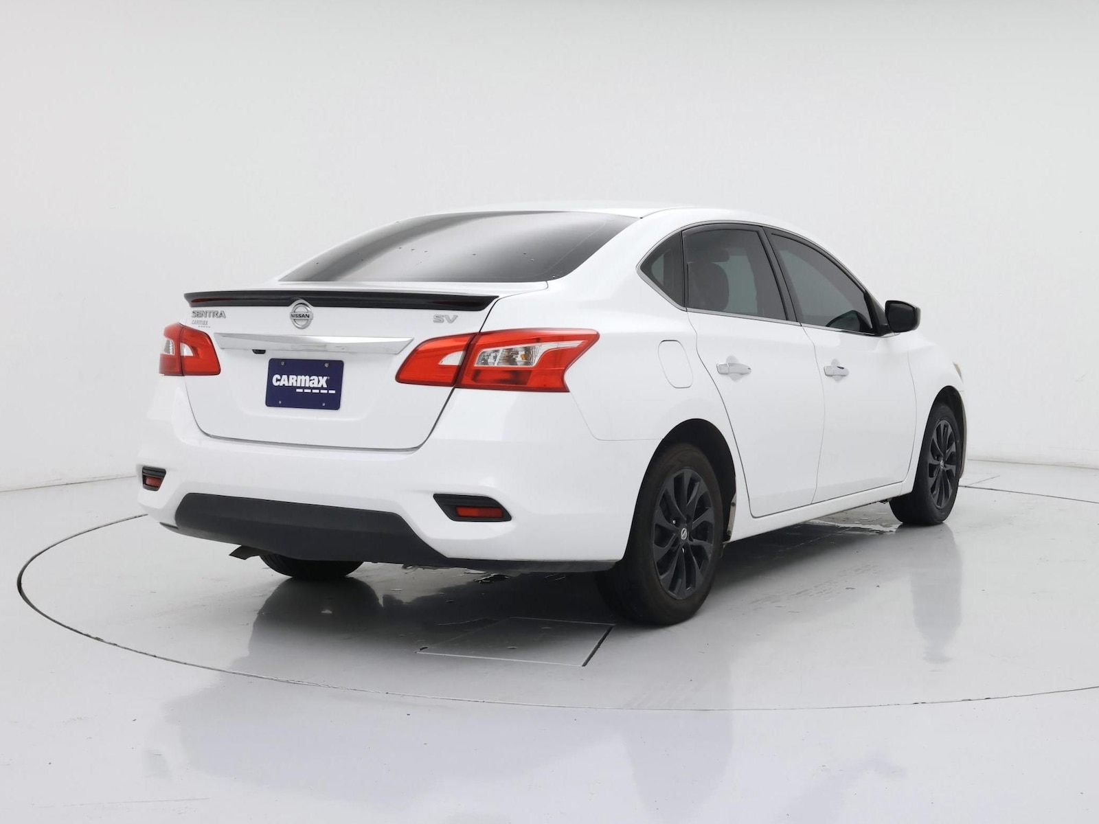 2018 Nissan Sentra S - Photo 9