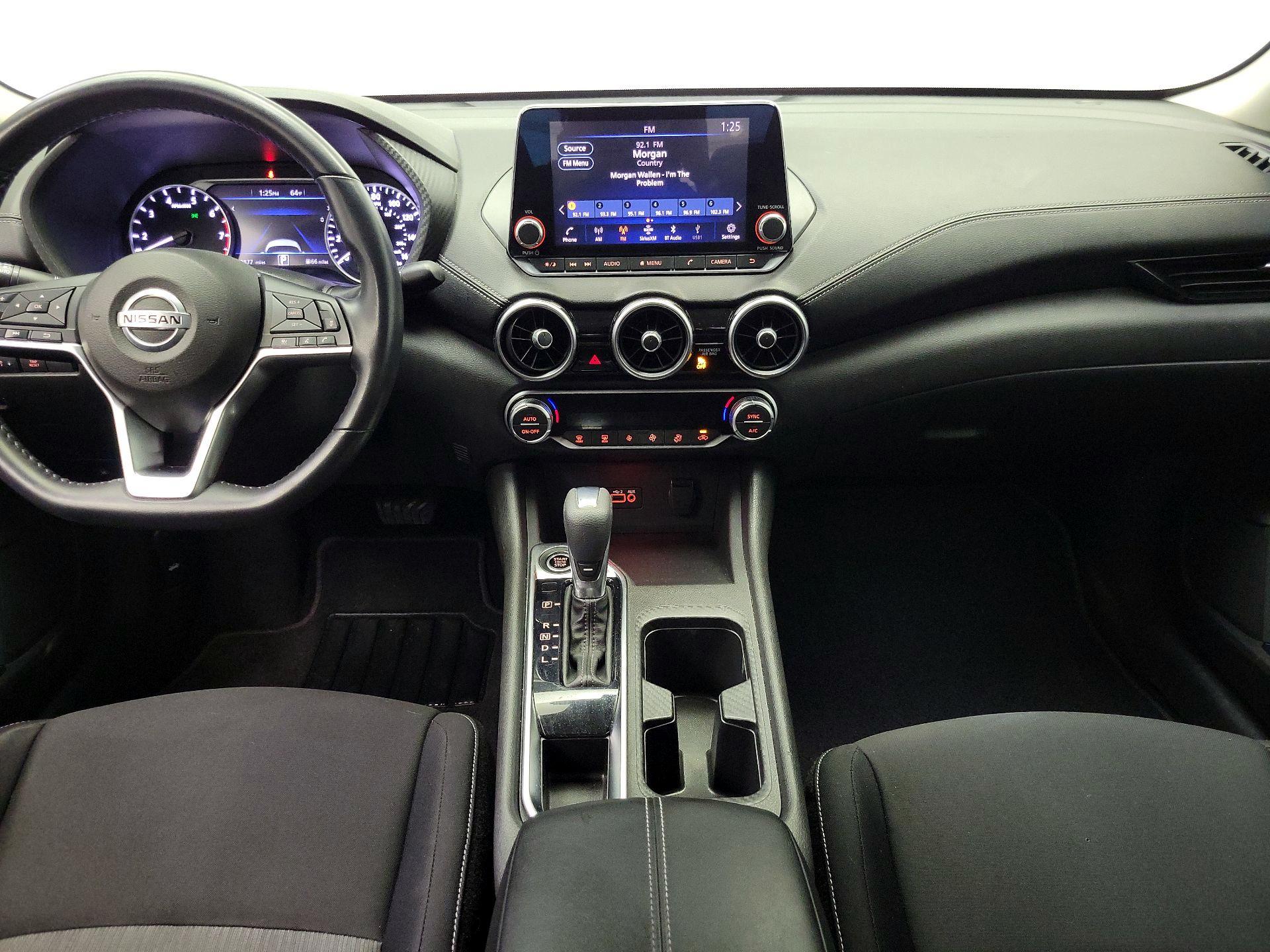 Thumbnail: 2021 Nissan Sentra - 9