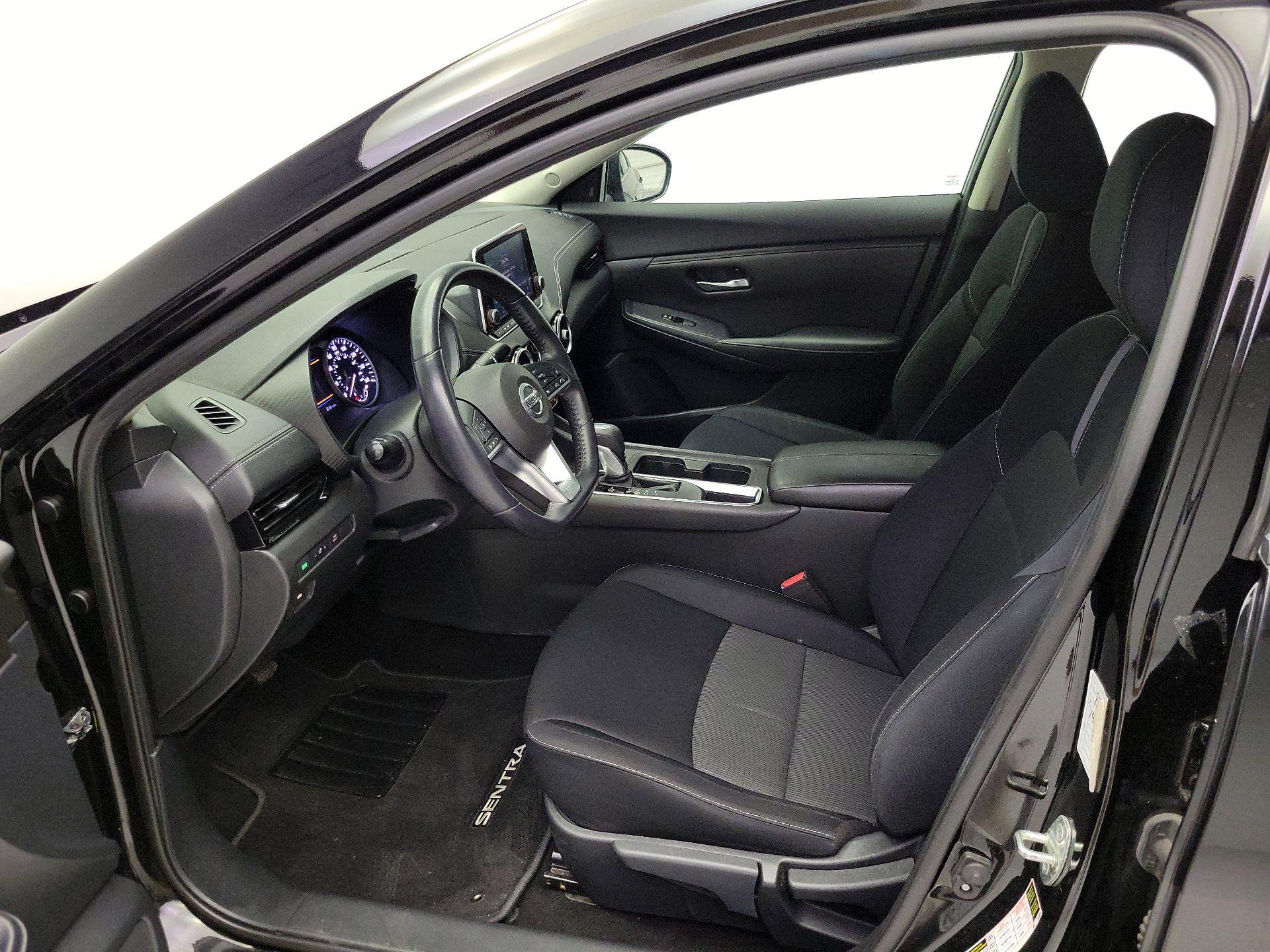 Thumbnail: 2021 Nissan Sentra - 11
