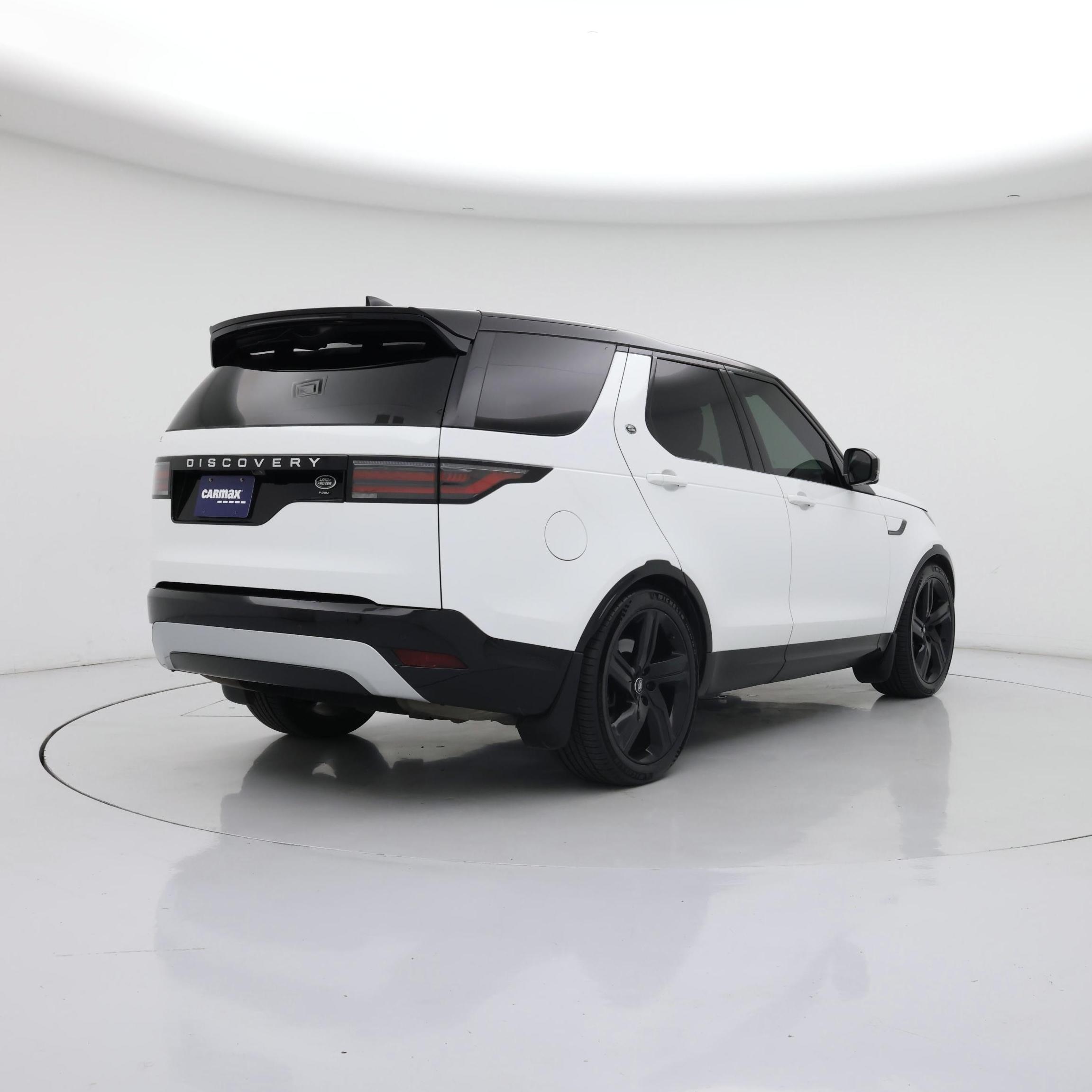 Thumbnail: 2023 Land Rover Discovery - 8