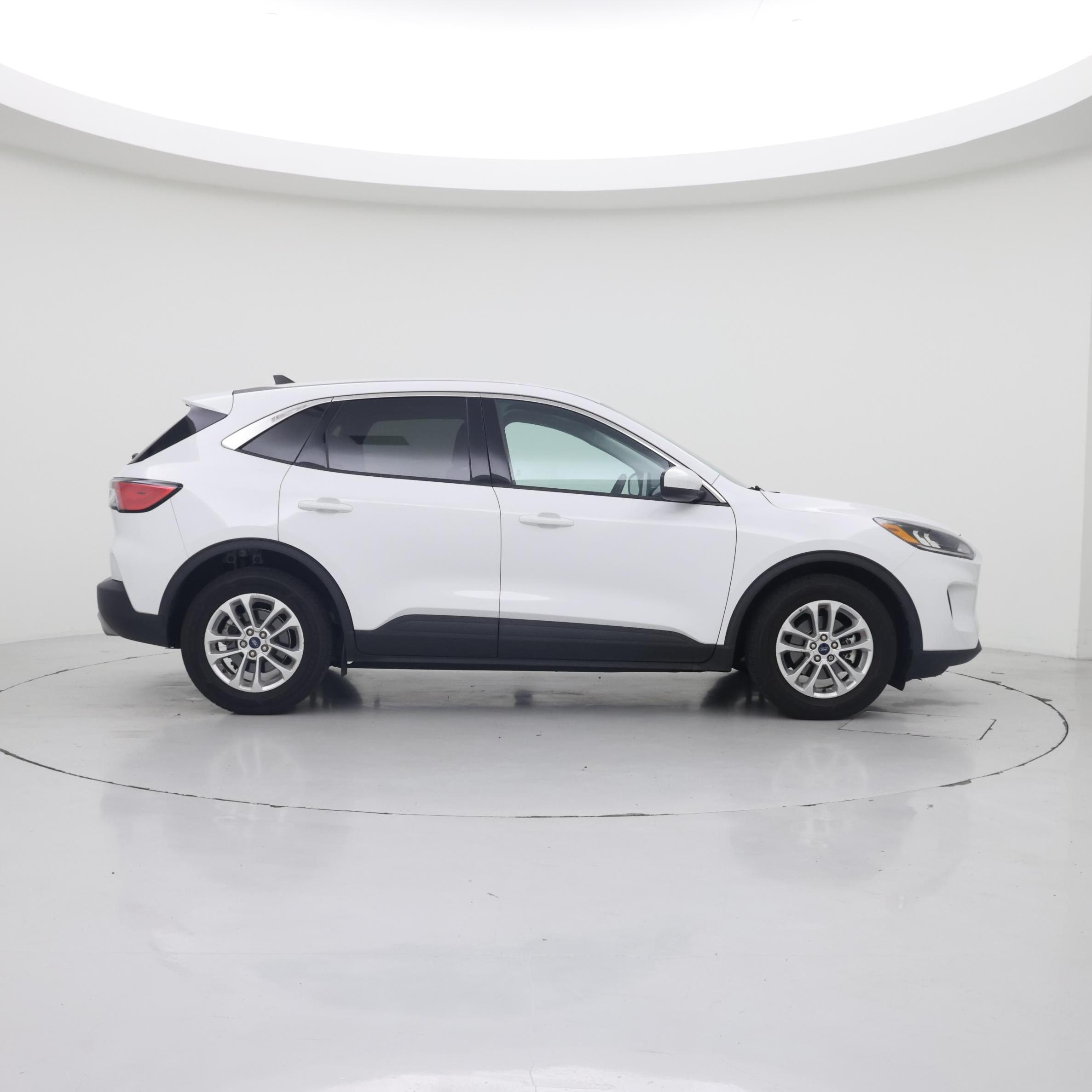 Thumbnail: 2021 Ford Escape - 7