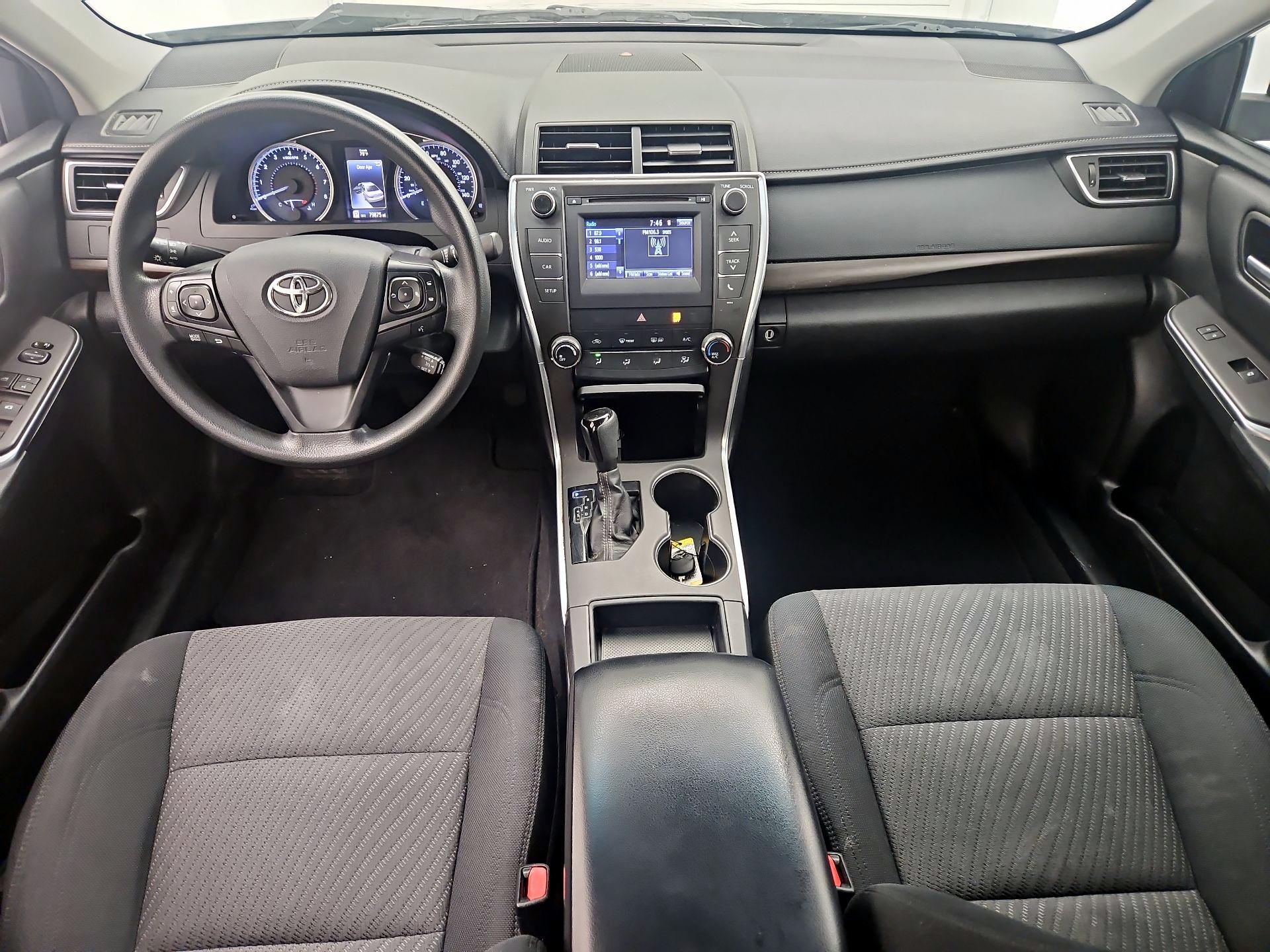 Thumbnail: 2017 Toyota Camry - 9