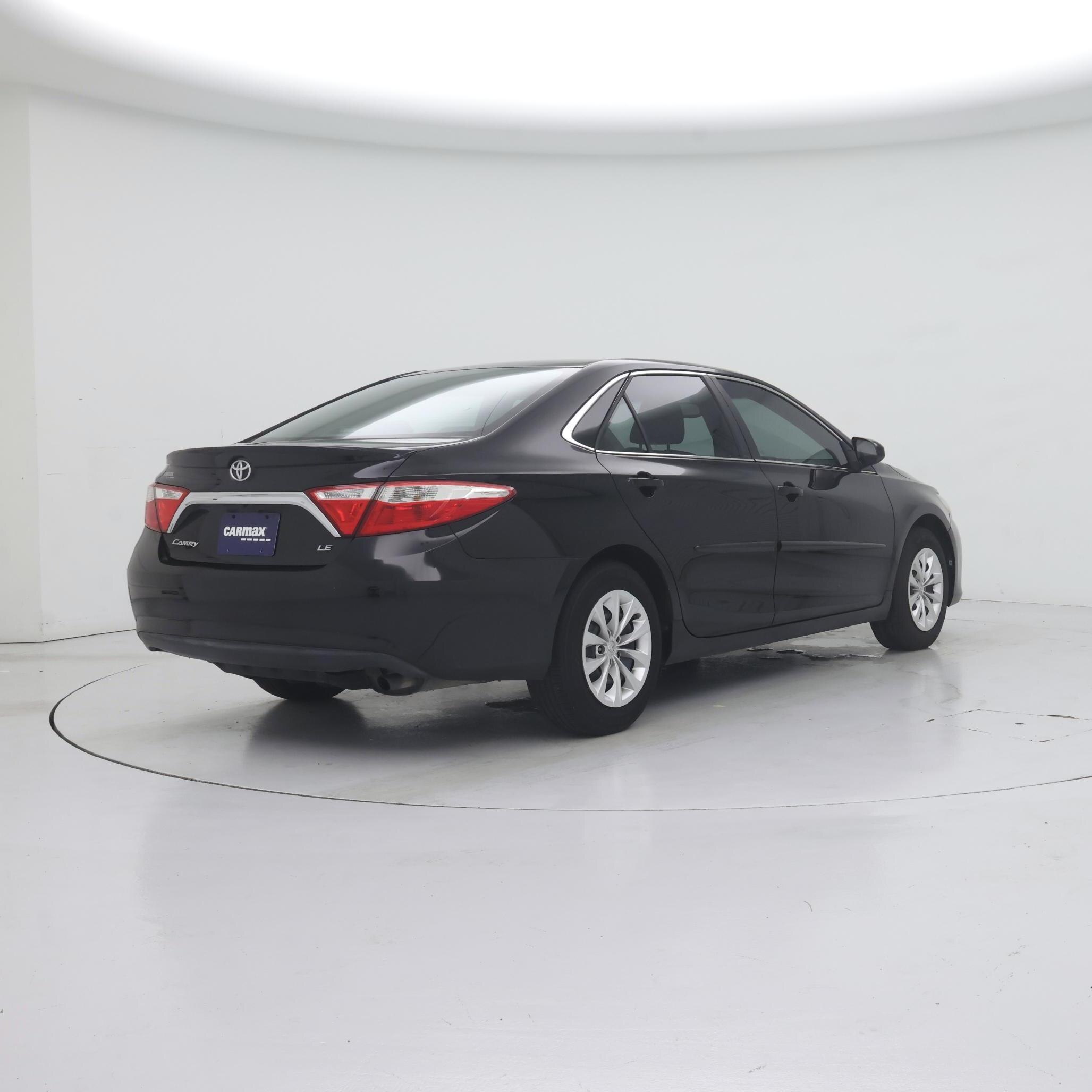 Thumbnail: 2017 Toyota Camry - 8