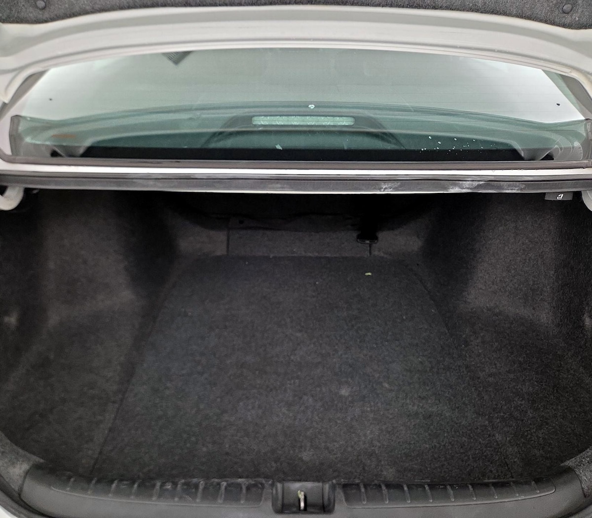 Trunk/Cargo (Seats Up)