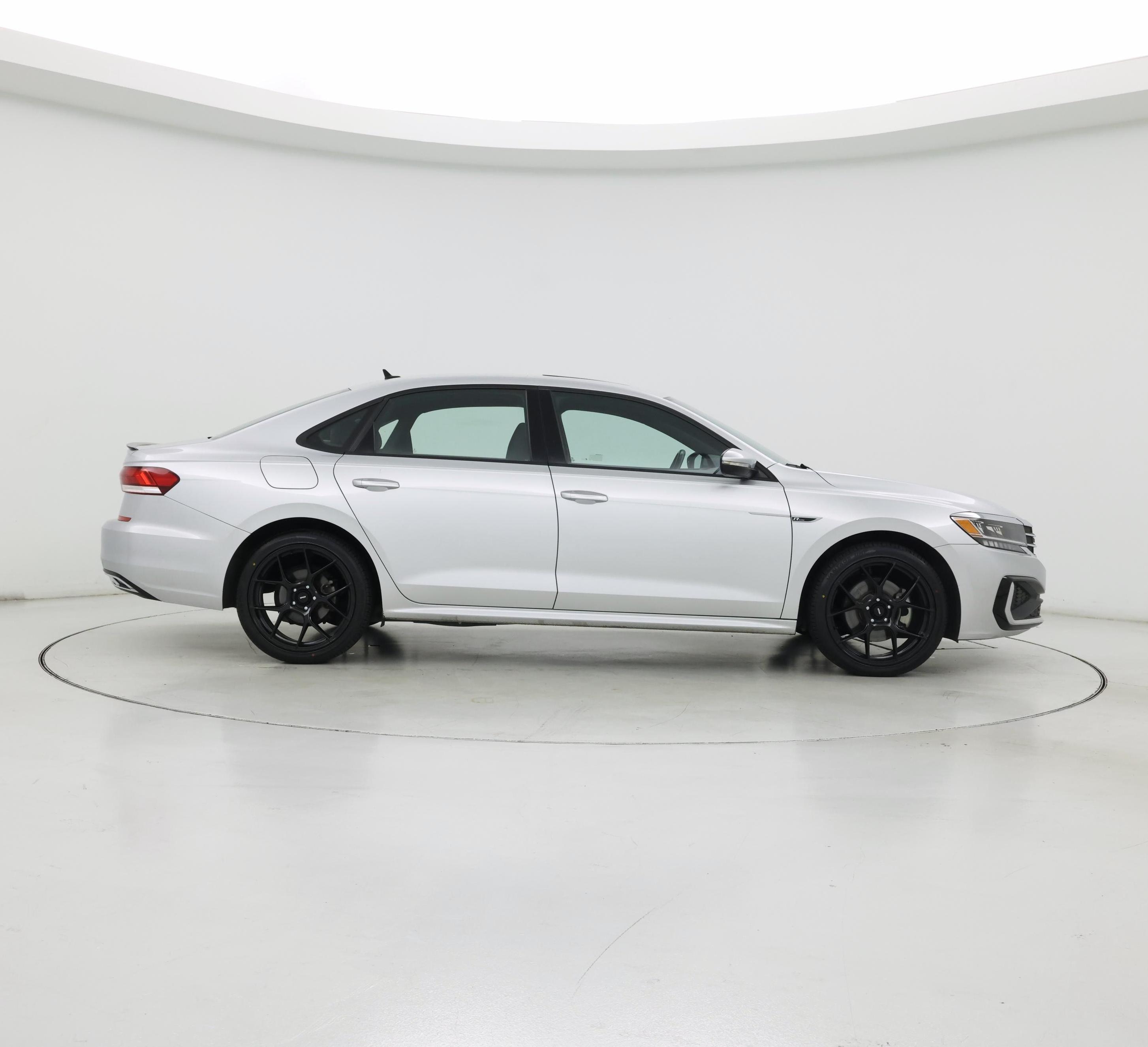 Thumbnail: 2021 Volkswagen Passat - 7
