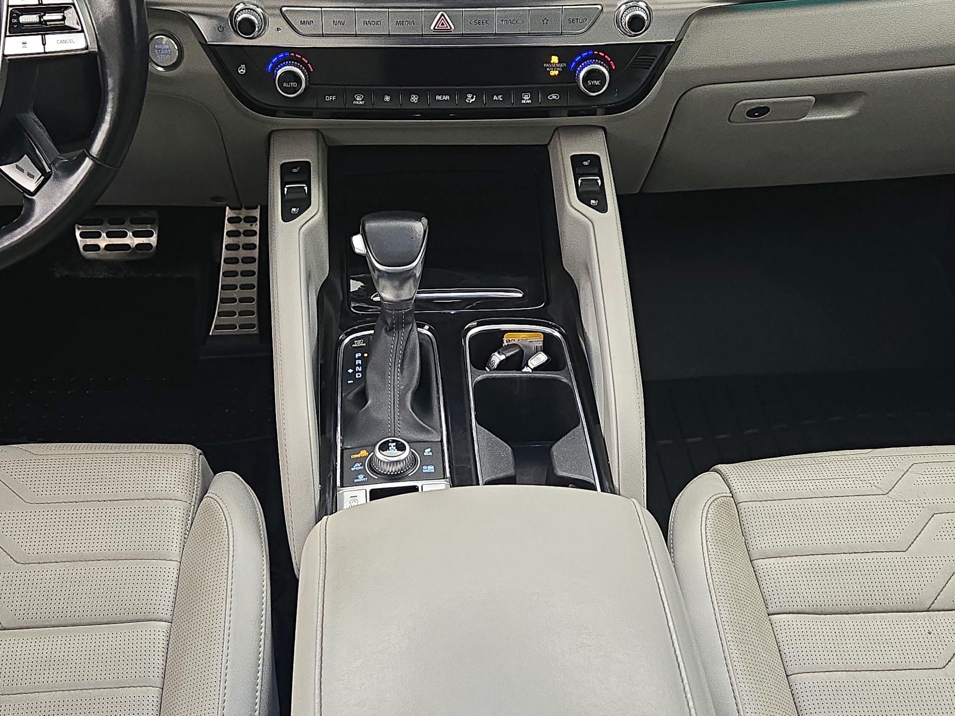 Thumbnail: 2021 Kia Telluride - 18