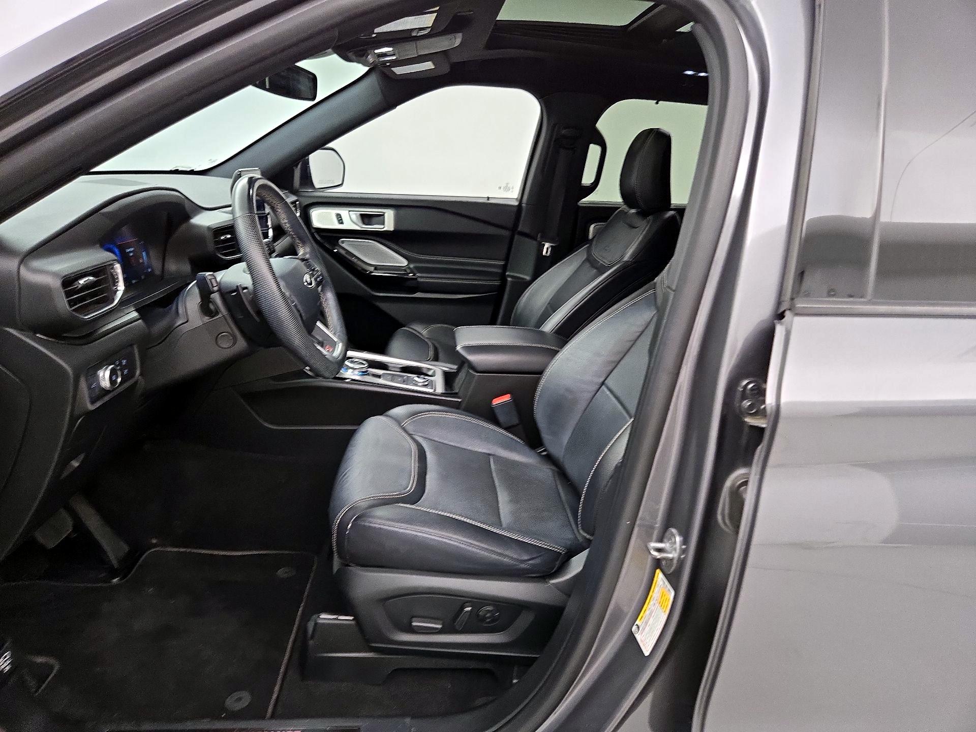 Thumbnail: 2021 Ford Explorer - 11