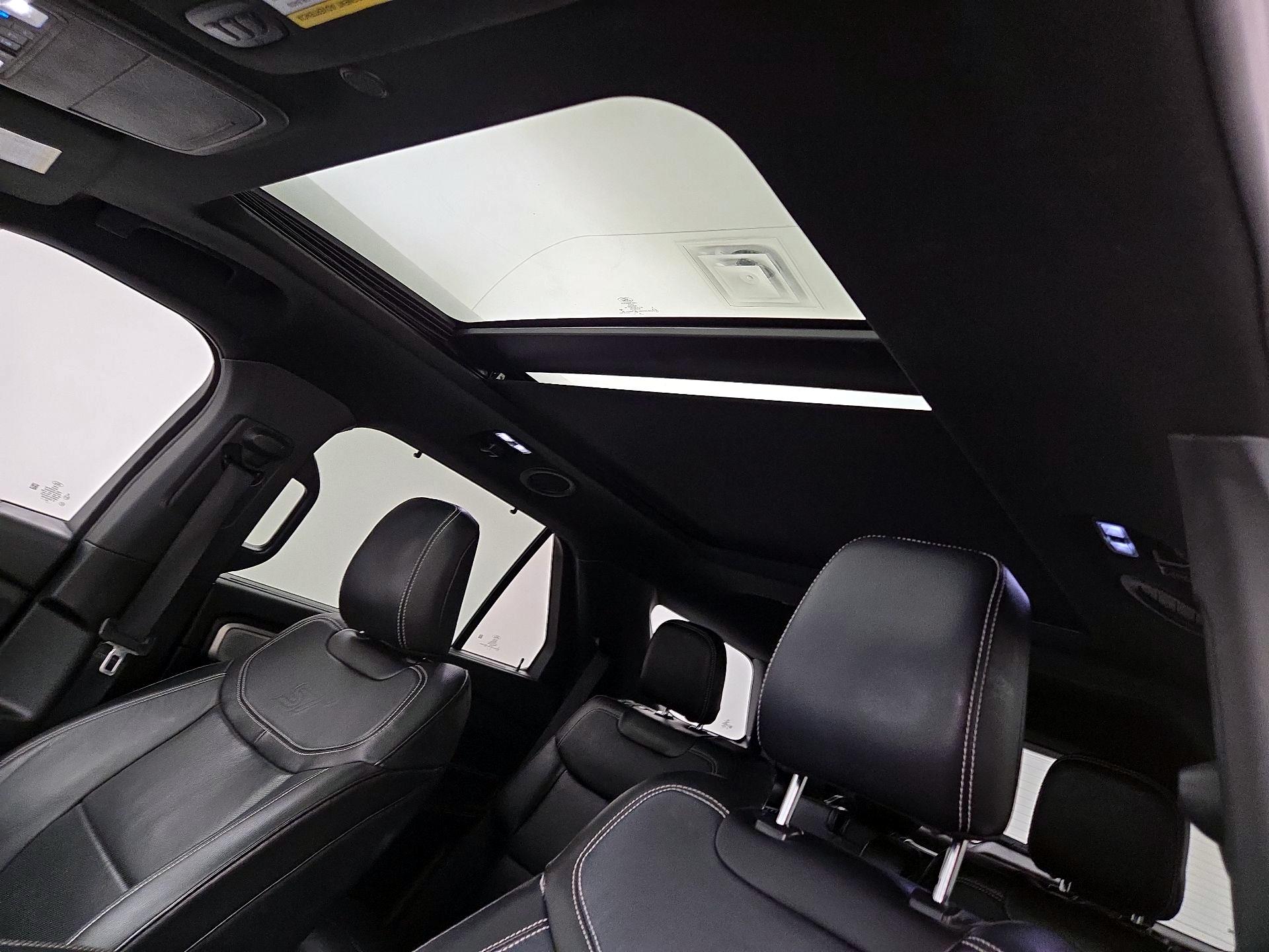Thumbnail: 2021 Ford Explorer - 20