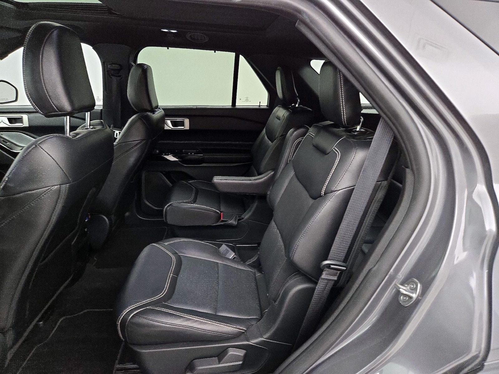 2021 Ford Explorer ST - Photo 22
