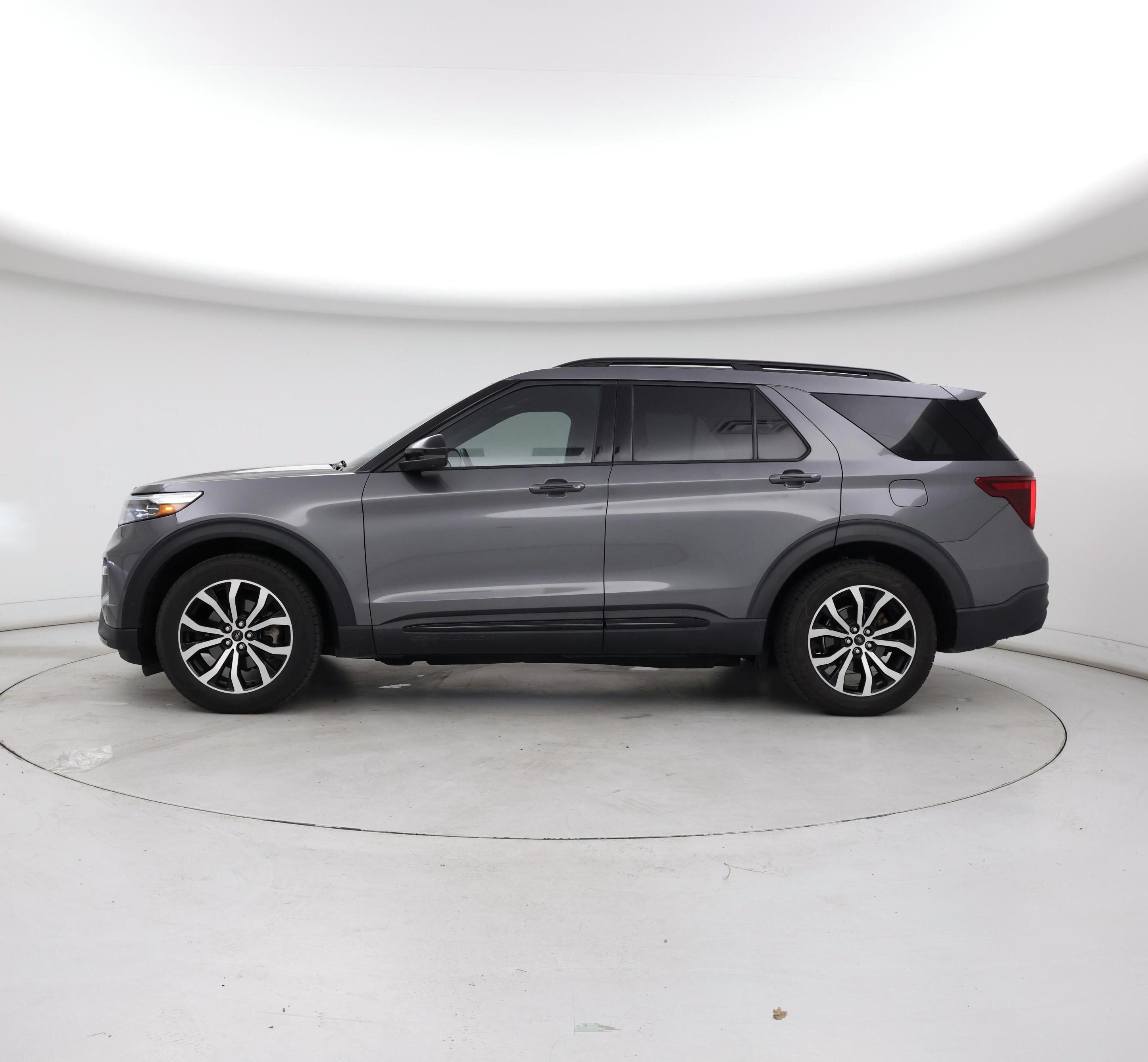 Thumbnail: 2021 Ford Explorer - 3
