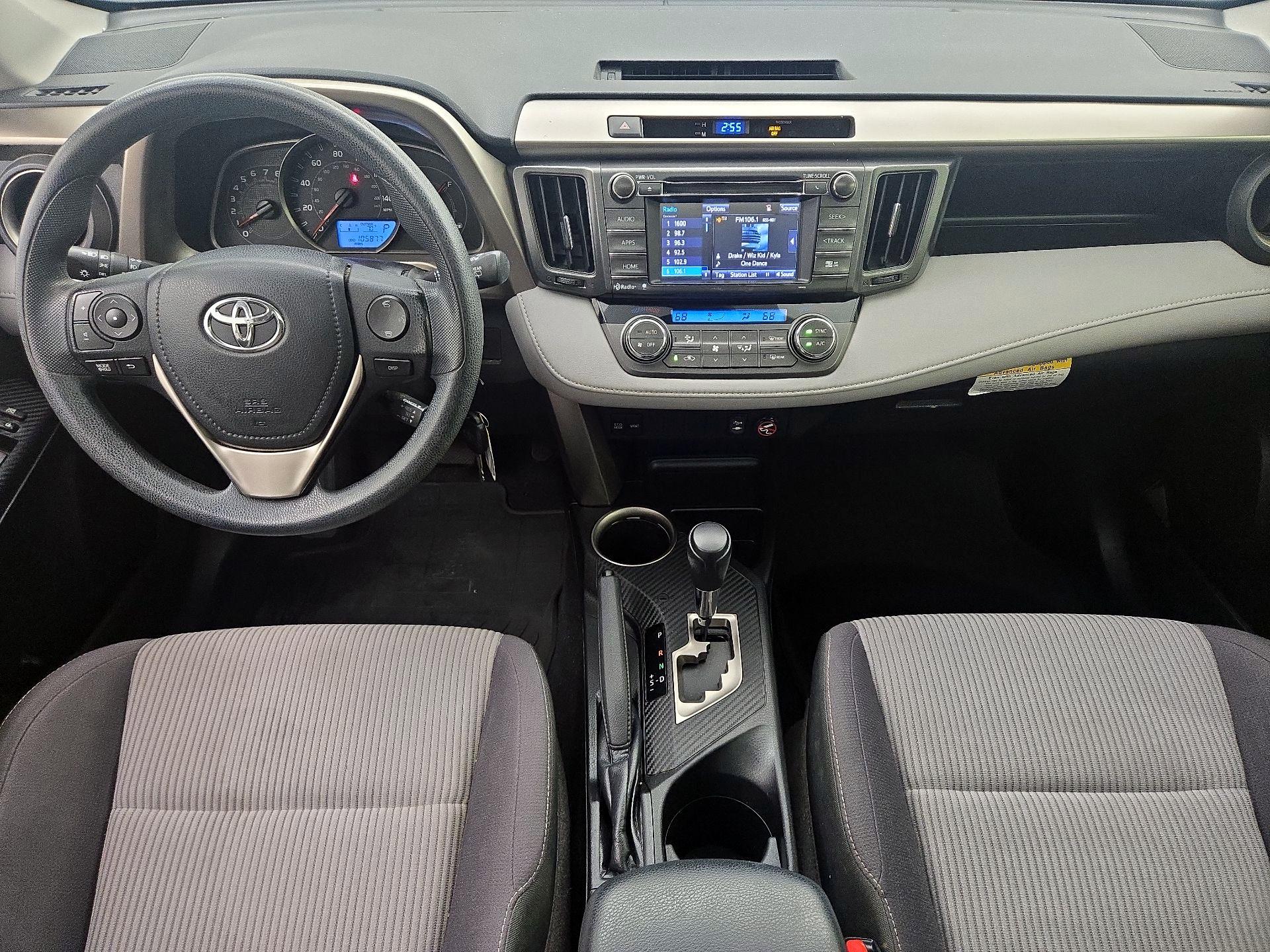 Thumbnail: 2015 Toyota RAV4 - 9