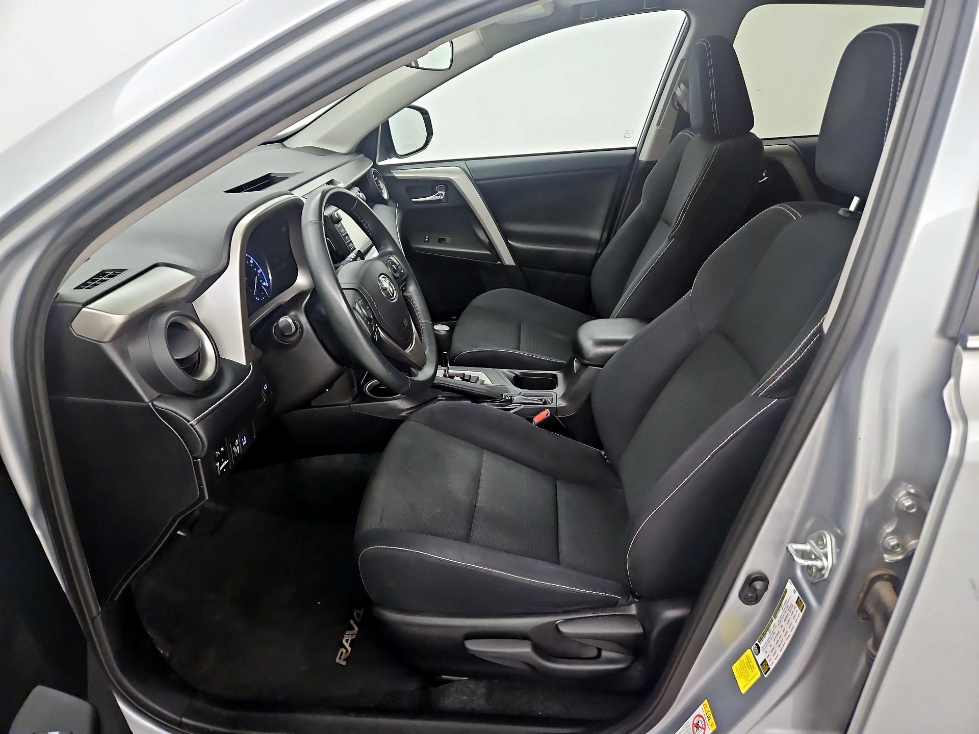 Thumbnail: 2017 Toyota RAV4 - 11