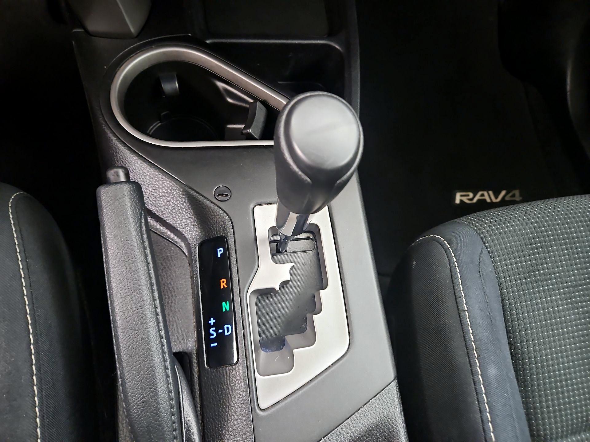 Thumbnail: 2017 Toyota RAV4 - 17