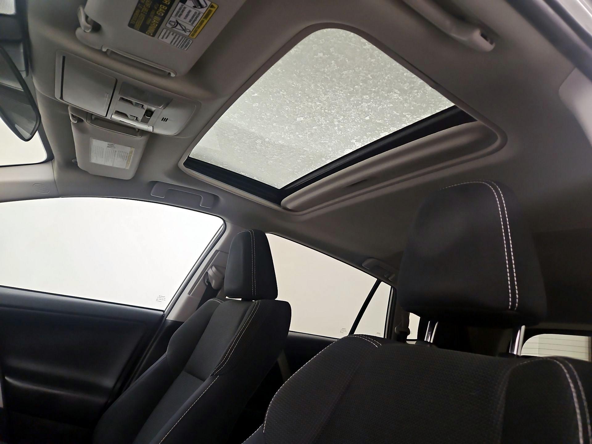Thumbnail: 2017 Toyota RAV4 - 19
