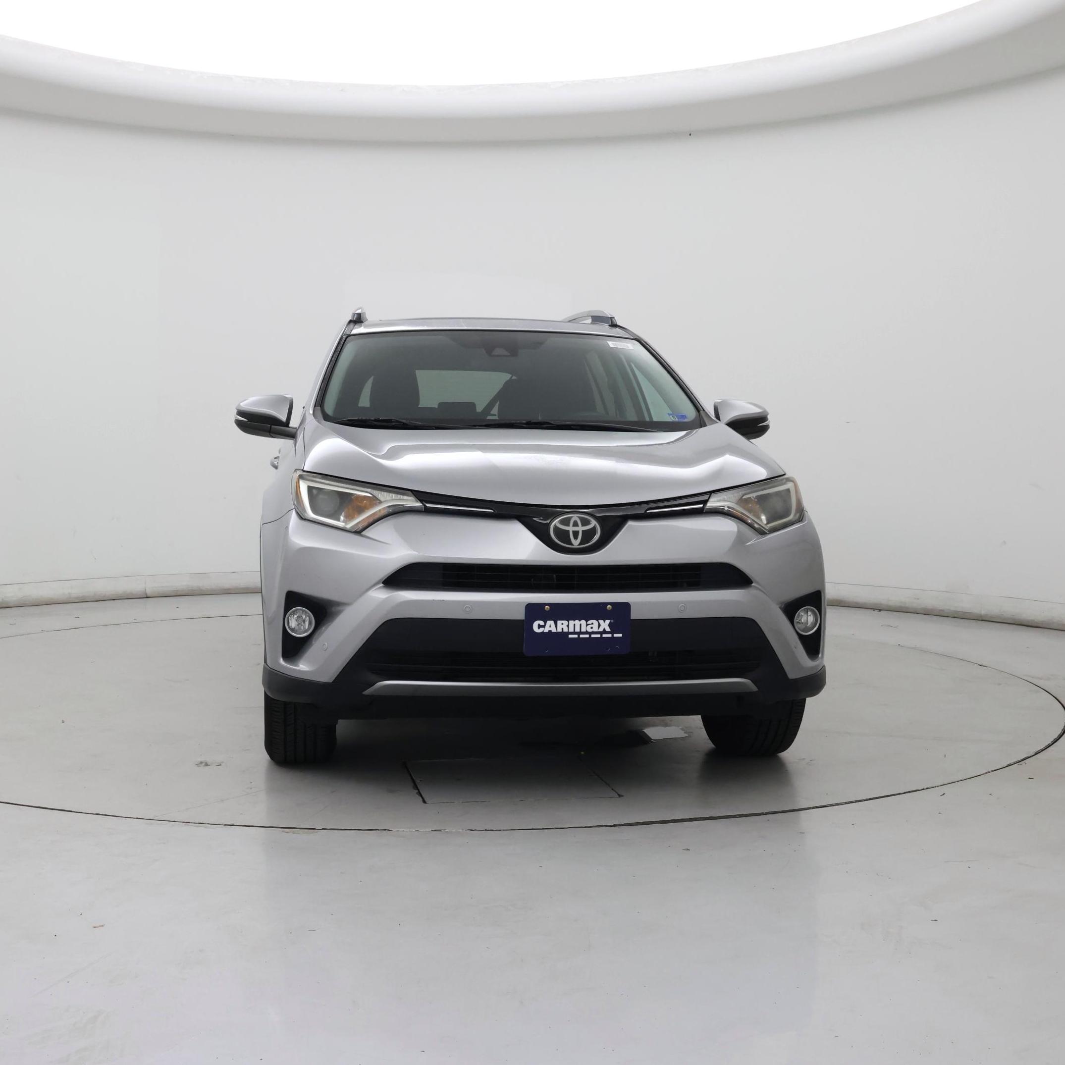 Thumbnail: 2017 Toyota RAV4 - 5