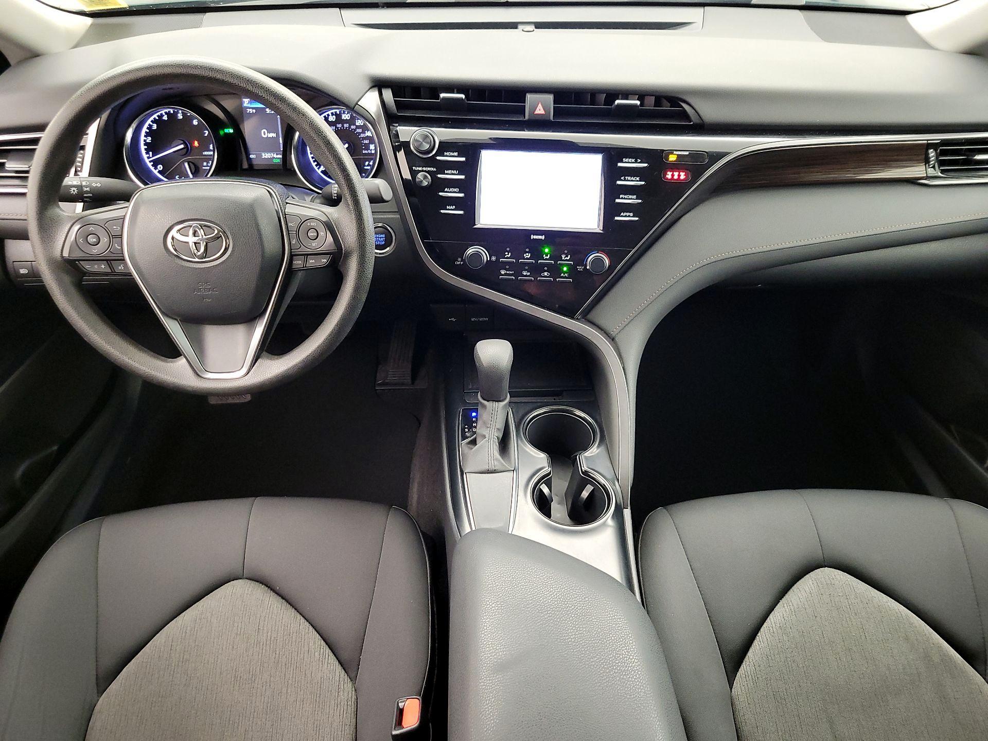 Thumbnail: 2020 Toyota Camry - 9