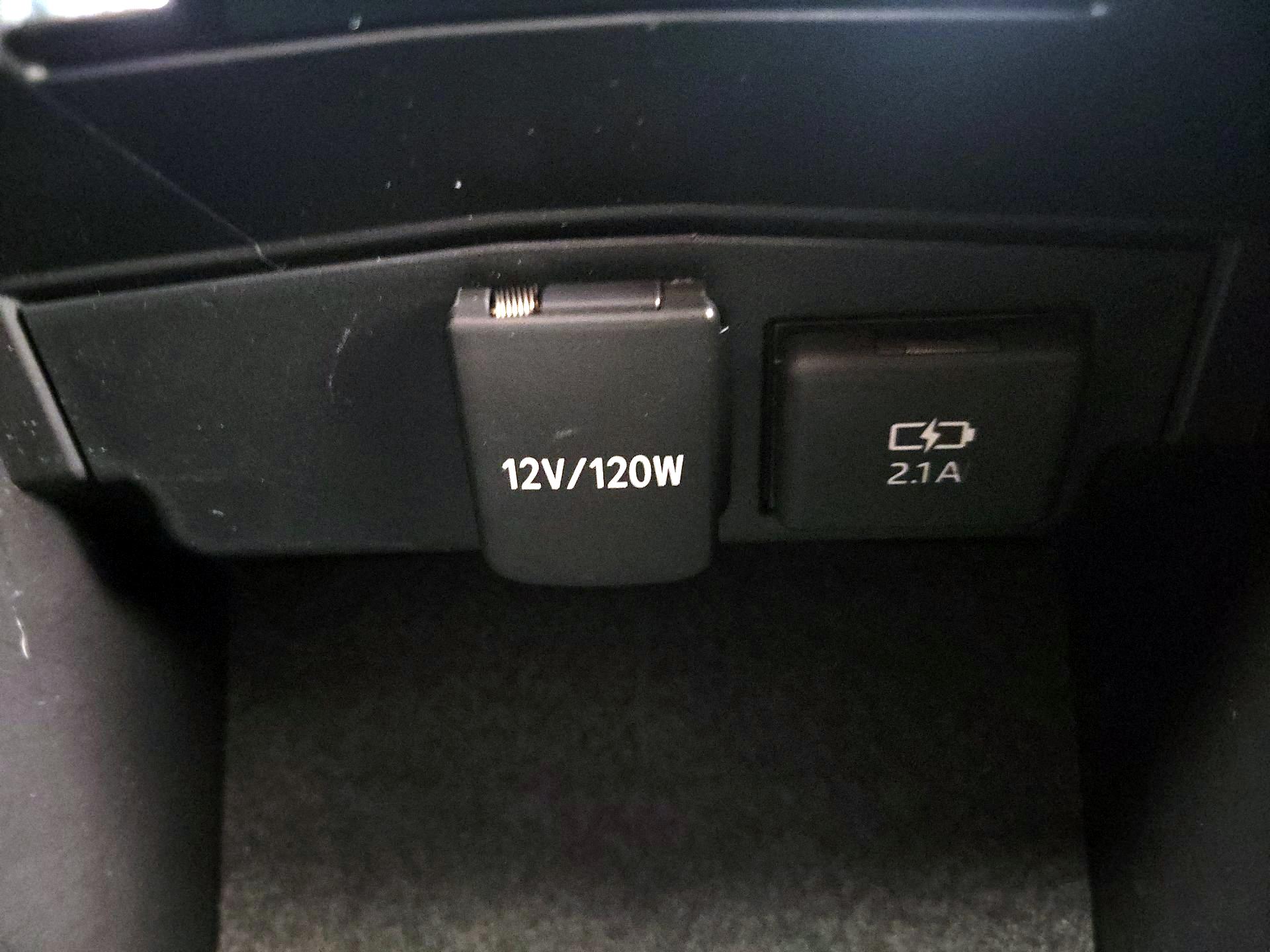 Thumbnail: 2019 Toyota Corolla - 18