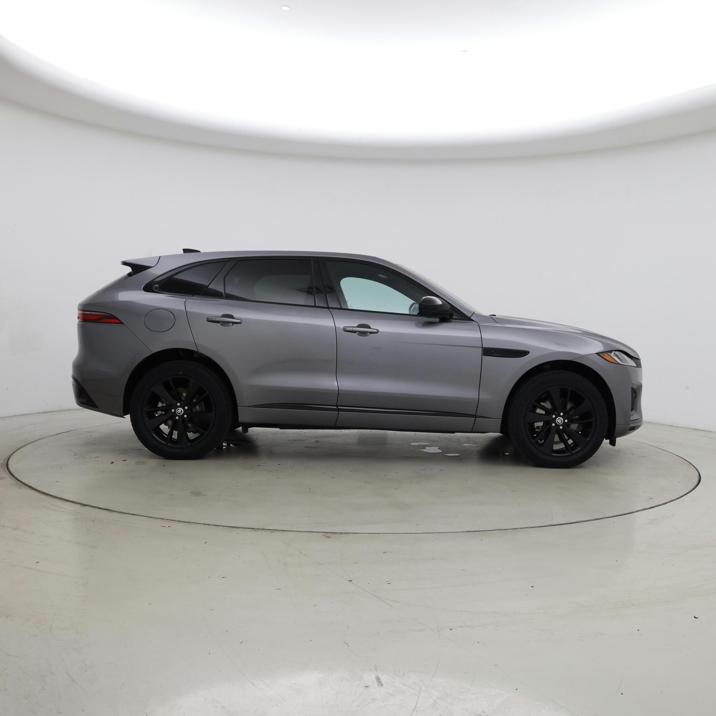 Thumbnail: 2024 Jaguar F-Pace - 7