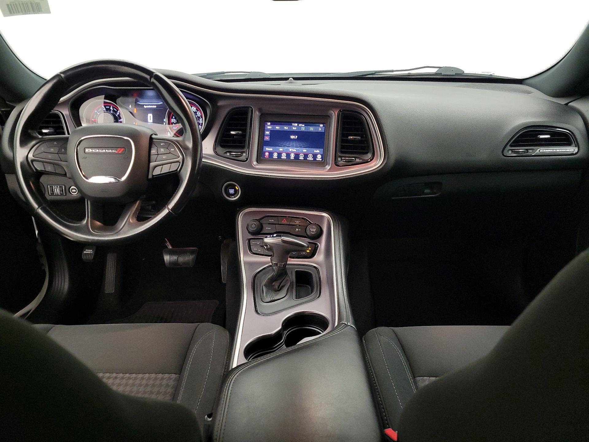 Thumbnail: 2019 Dodge Challenger - 9
