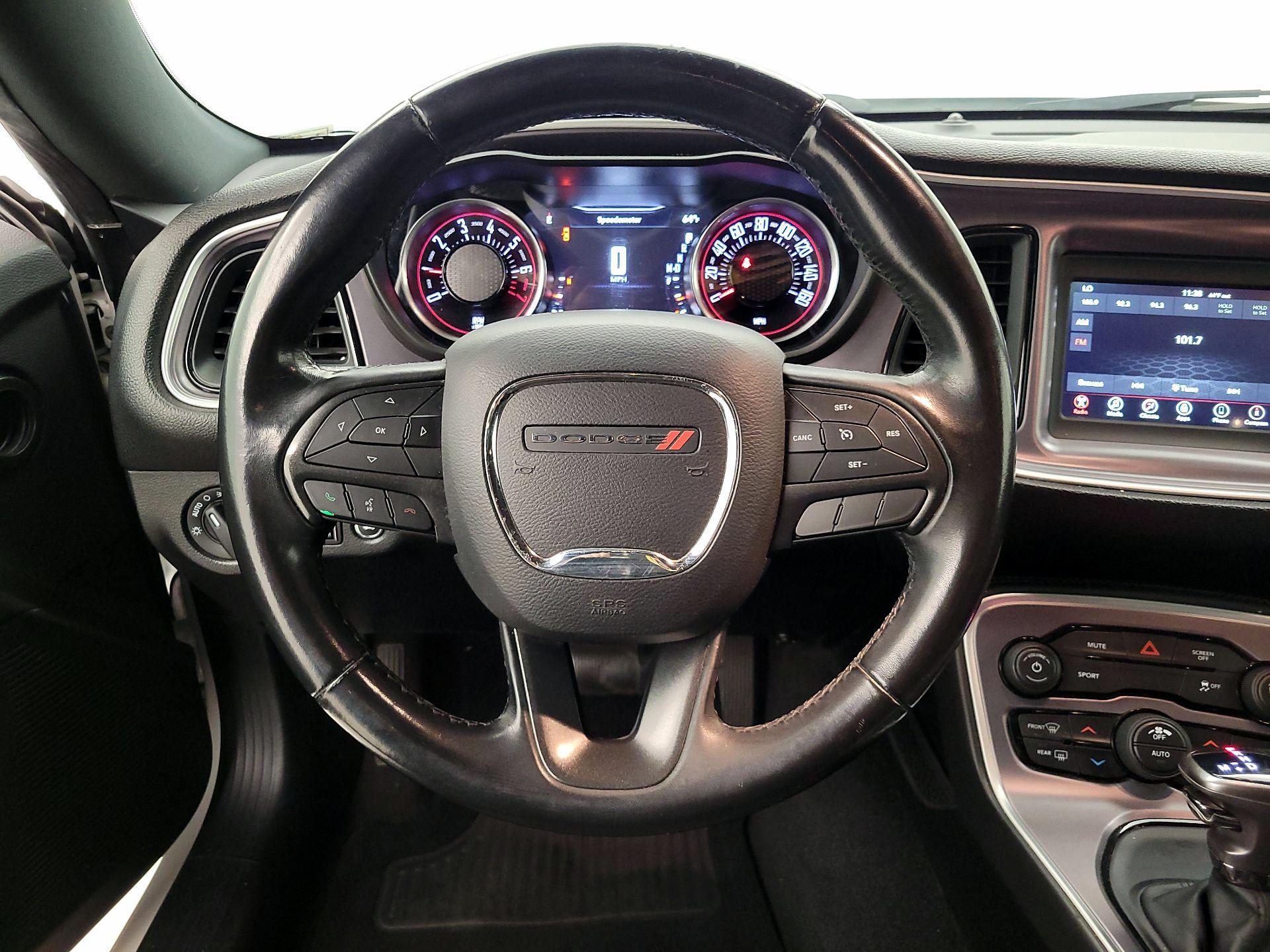 Thumbnail: 2019 Dodge Challenger - 10