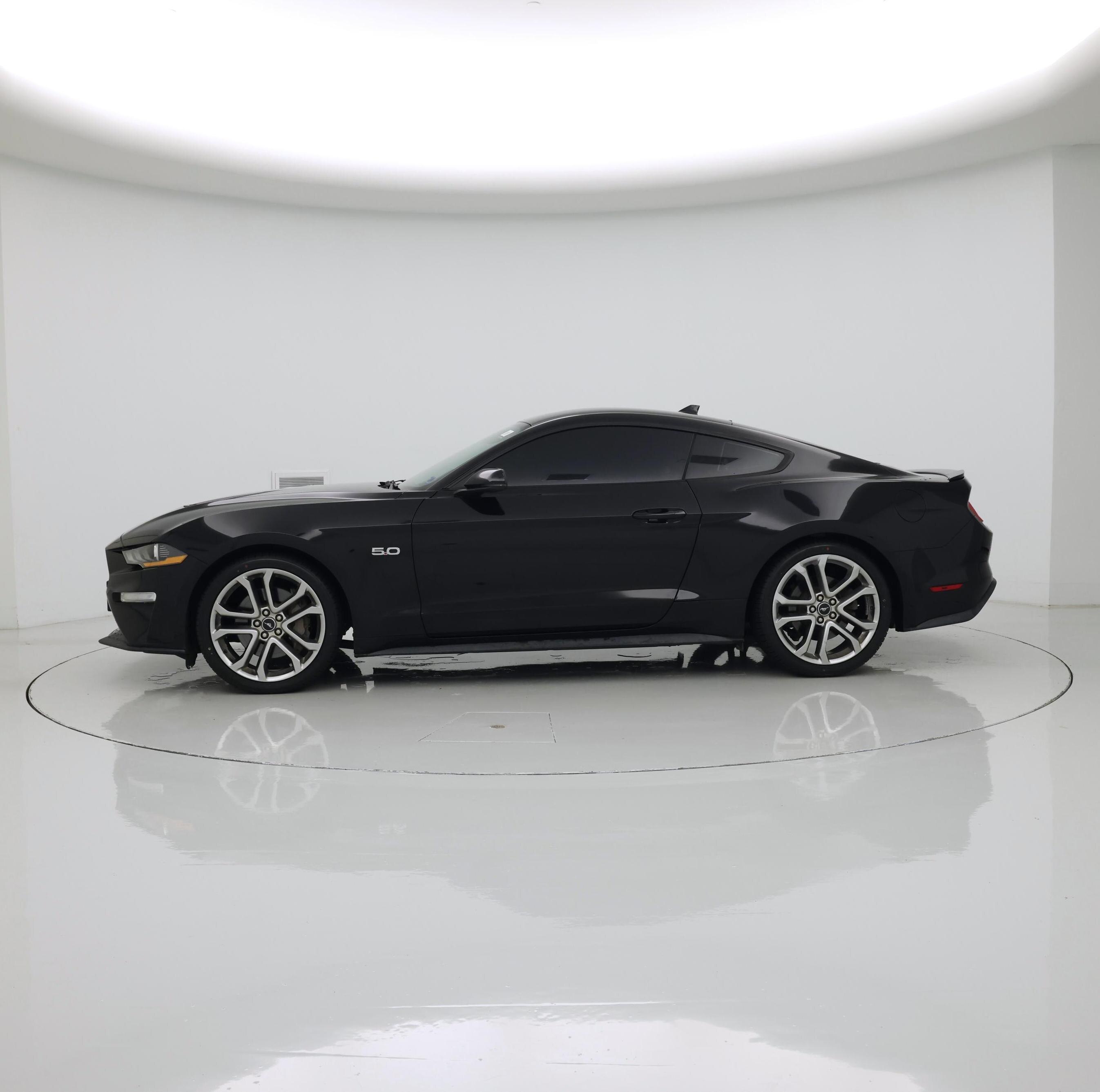 Thumbnail: 2020 Ford Mustang - 3