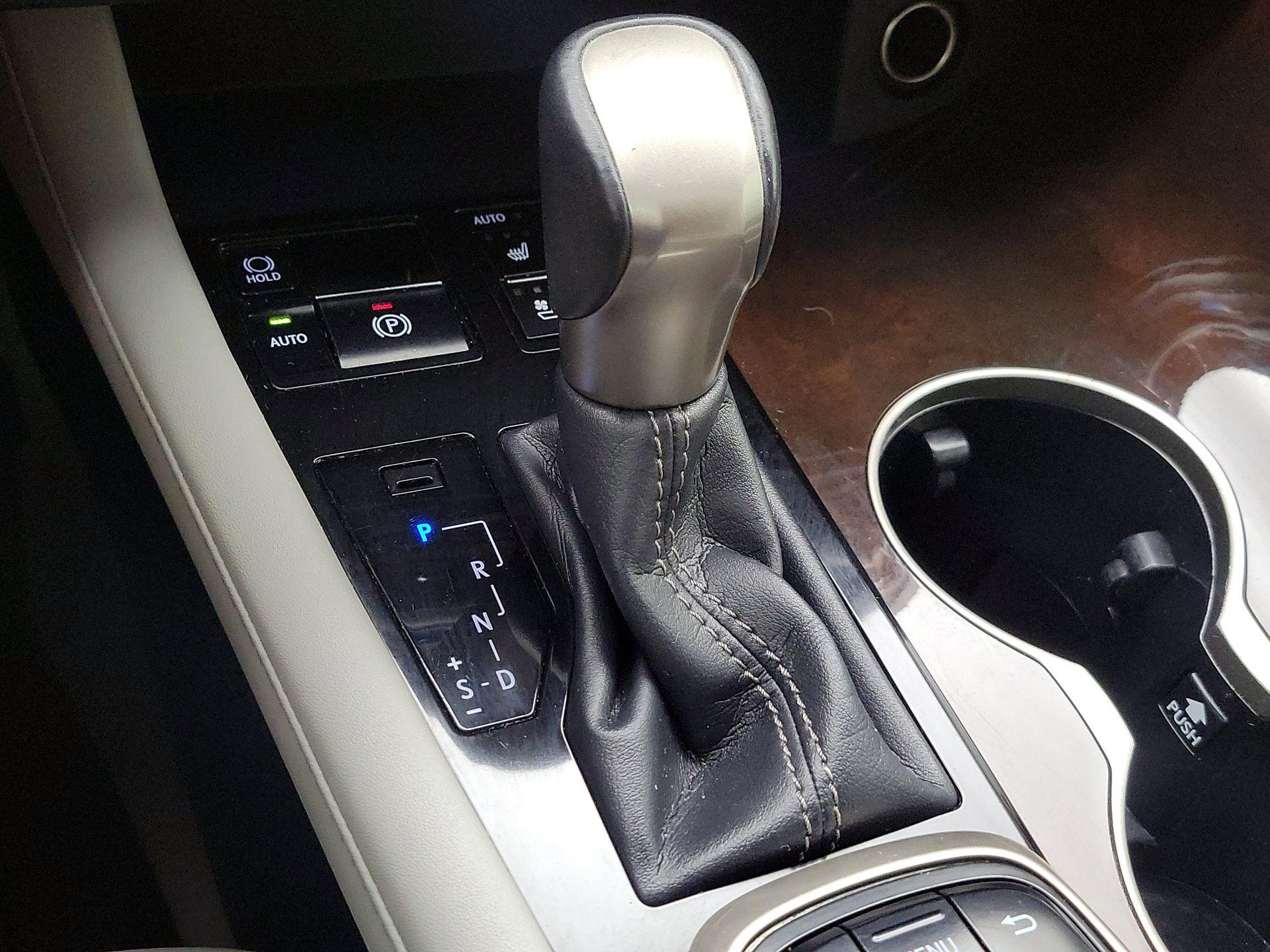 Thumbnail: 2016 Lexus RX - 17