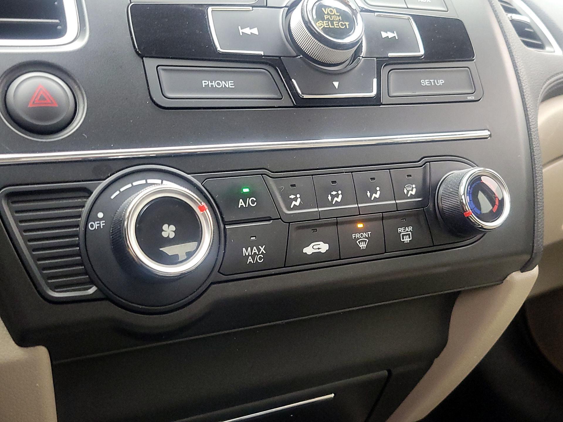 Thumbnail: 2014 Honda Civic - 16