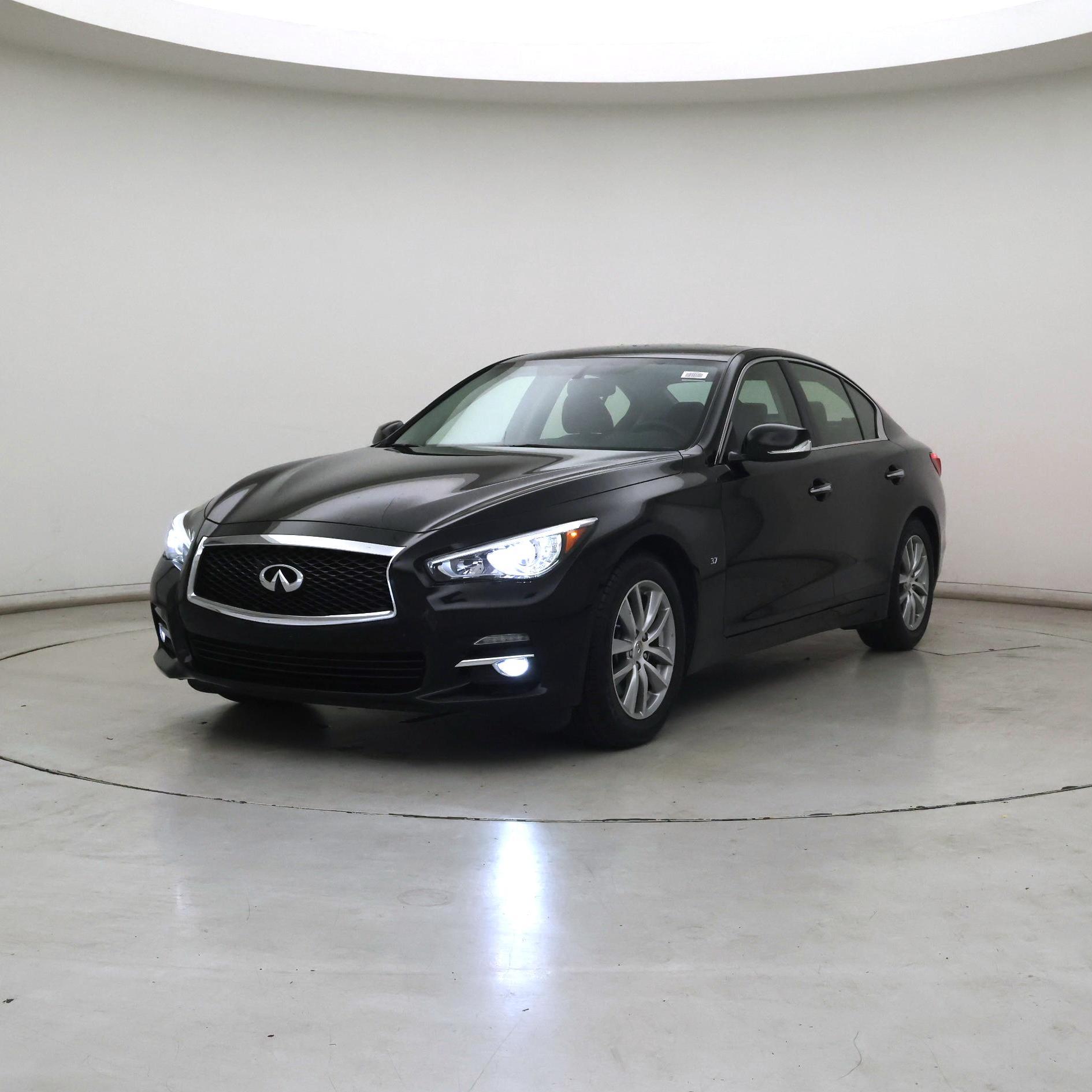Thumbnail: 2015 INFINITI Q50 - 4