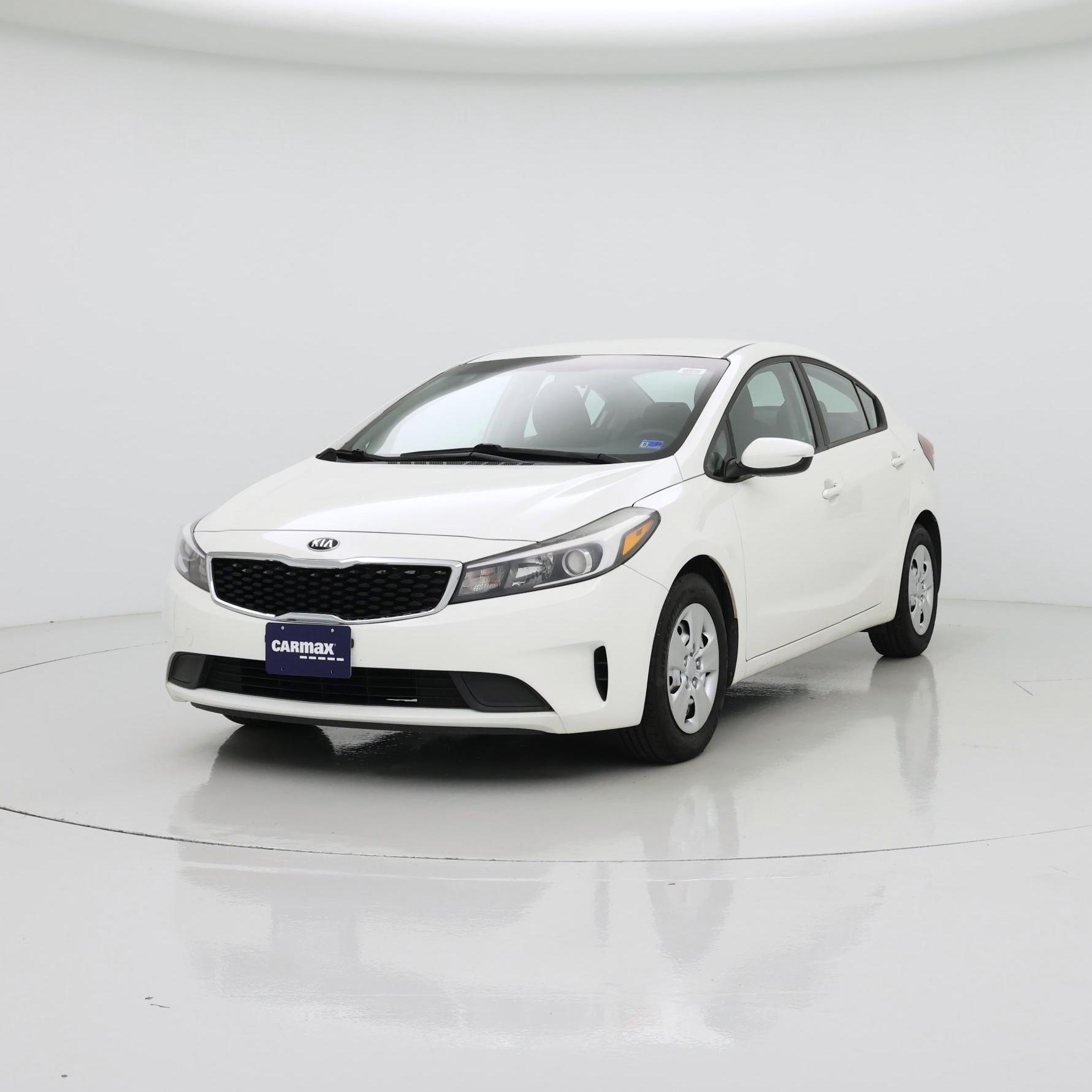 Thumbnail: 2017 Kia Forte - 4