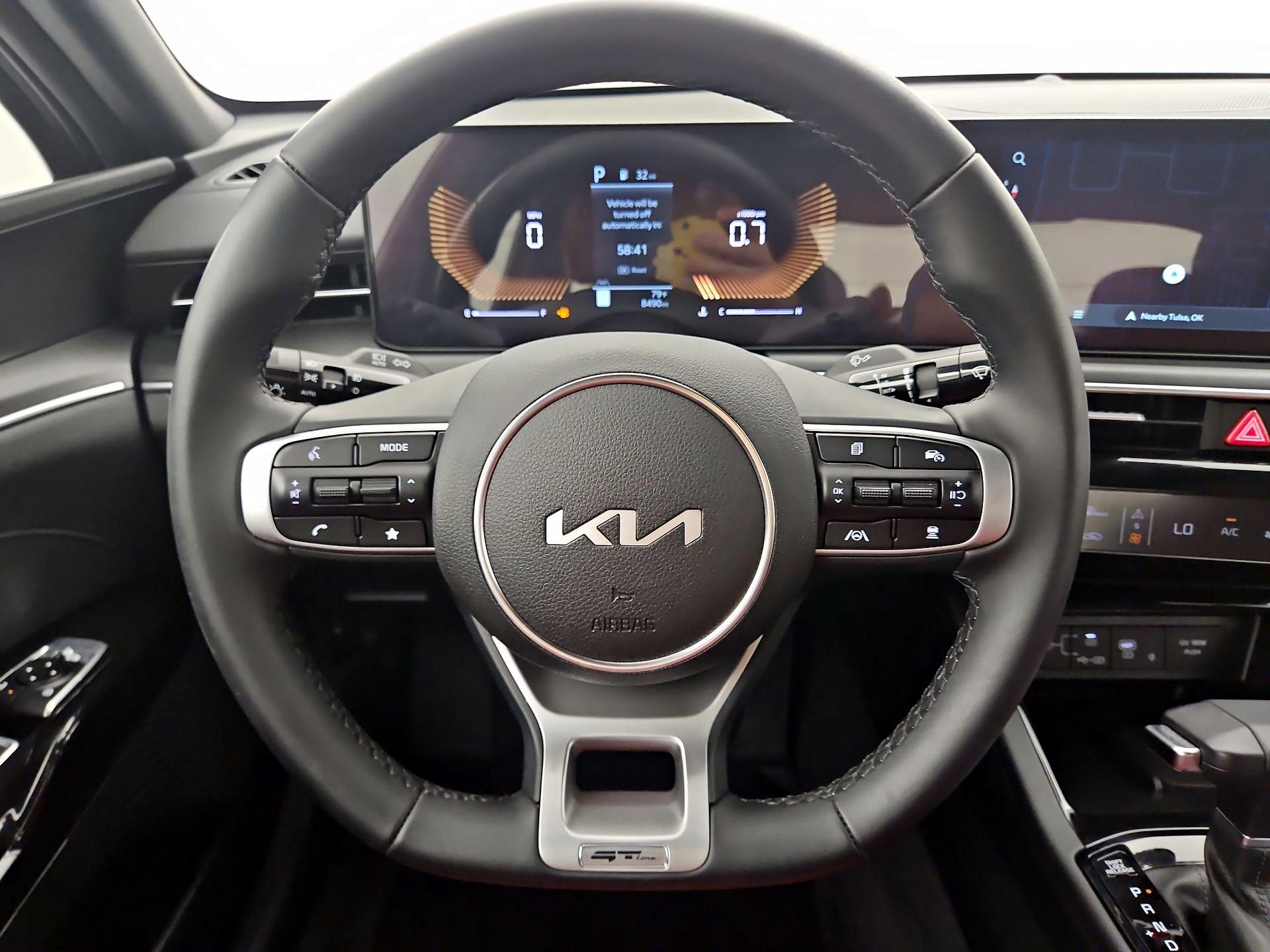 Thumbnail: 2026 Kia K5 - 10