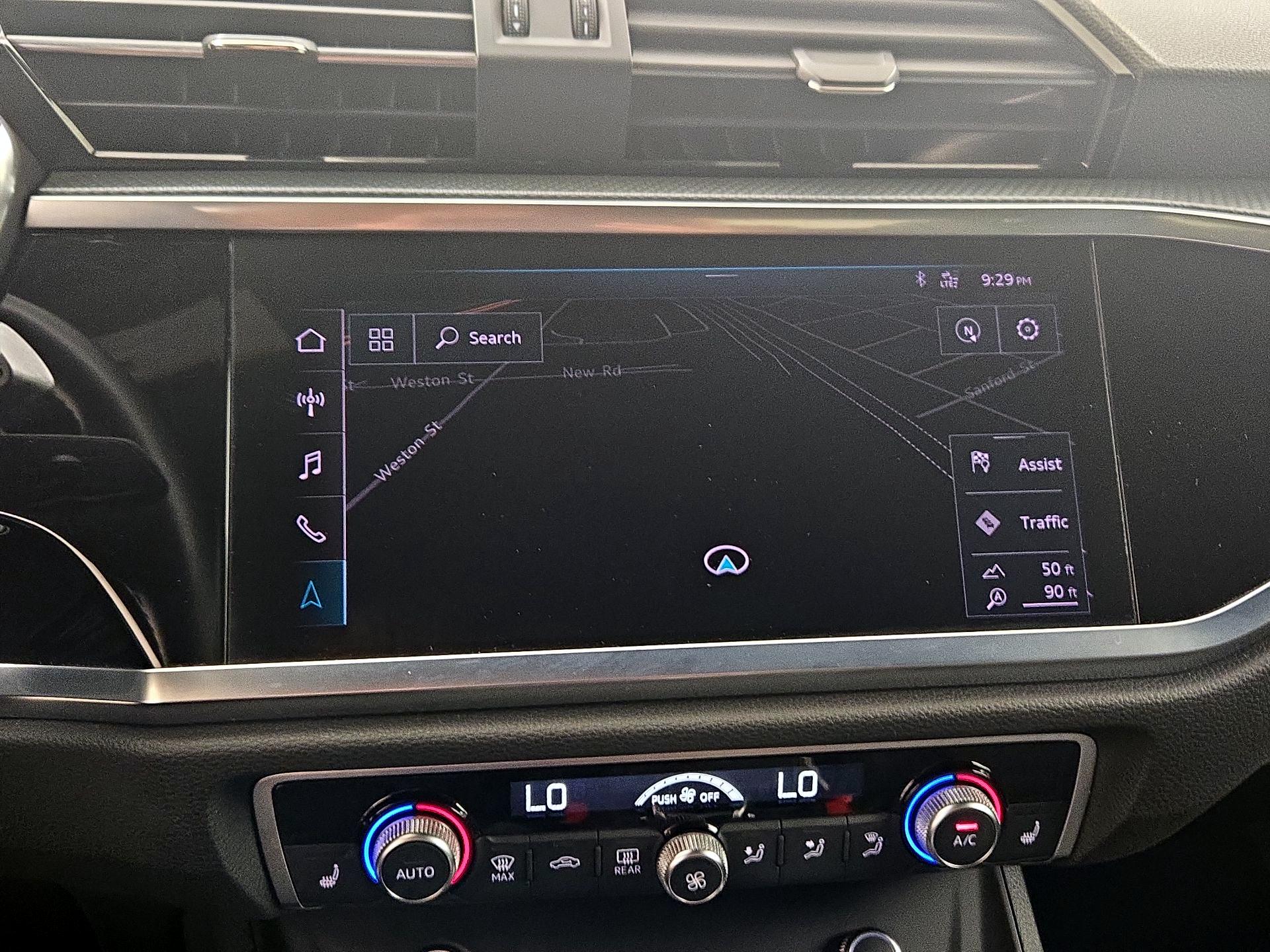 Thumbnail: 2019 Audi Q3 - 13