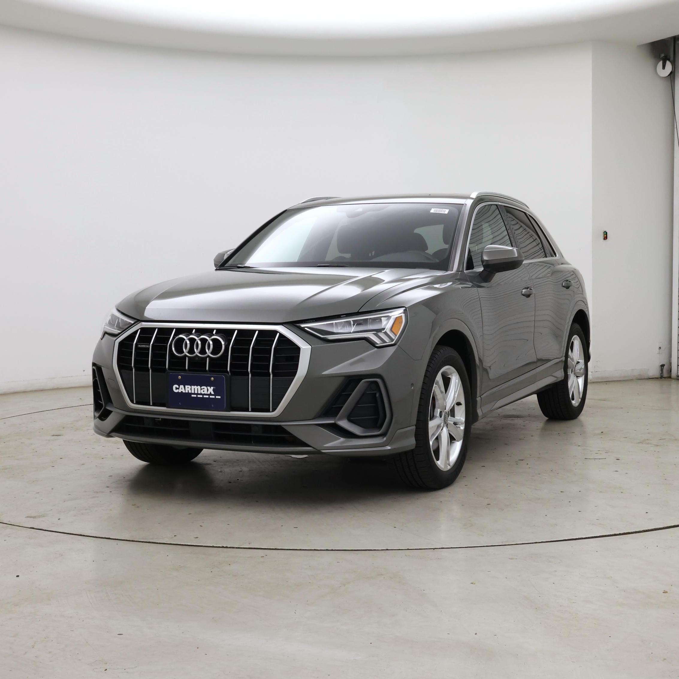 Thumbnail: 2019 Audi Q3 - 4